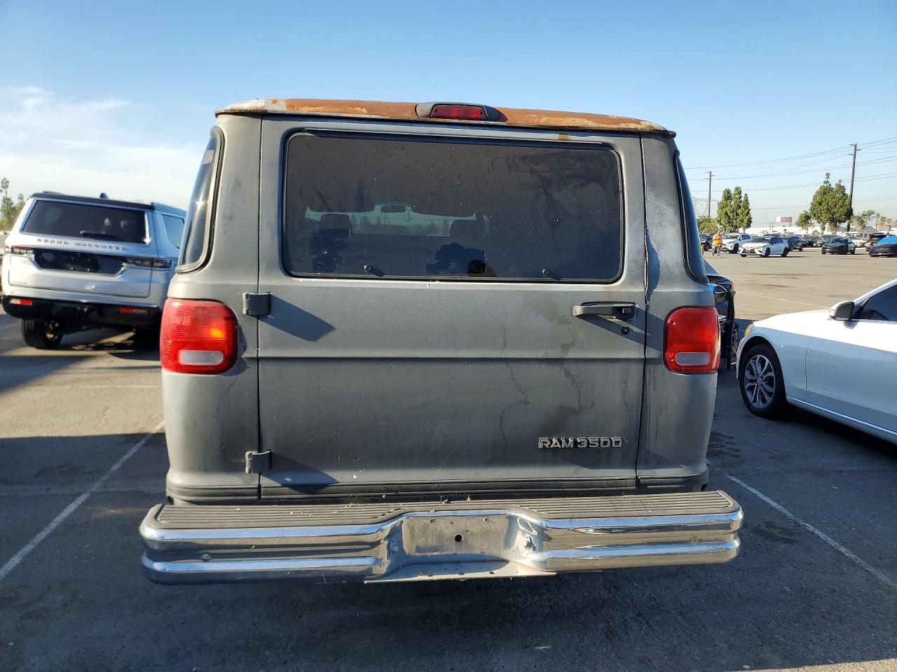 1996 Dodge Ram 3500 Gray vin: 2B5WB35Z1TK147114