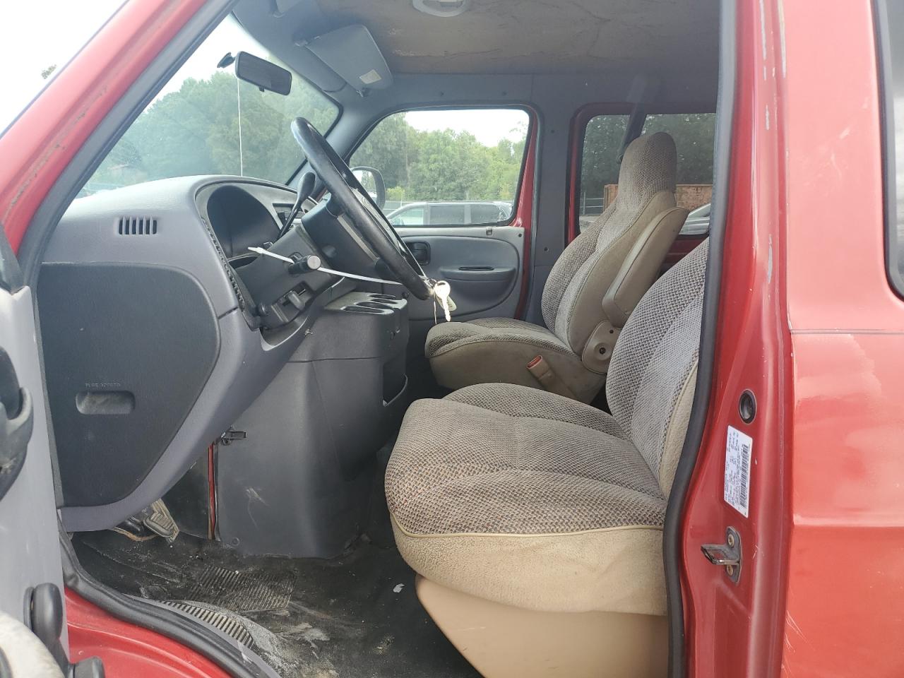 1999 Dodge Ram Wagon B3500 Red vin: 2B5WB35Z3XK531675