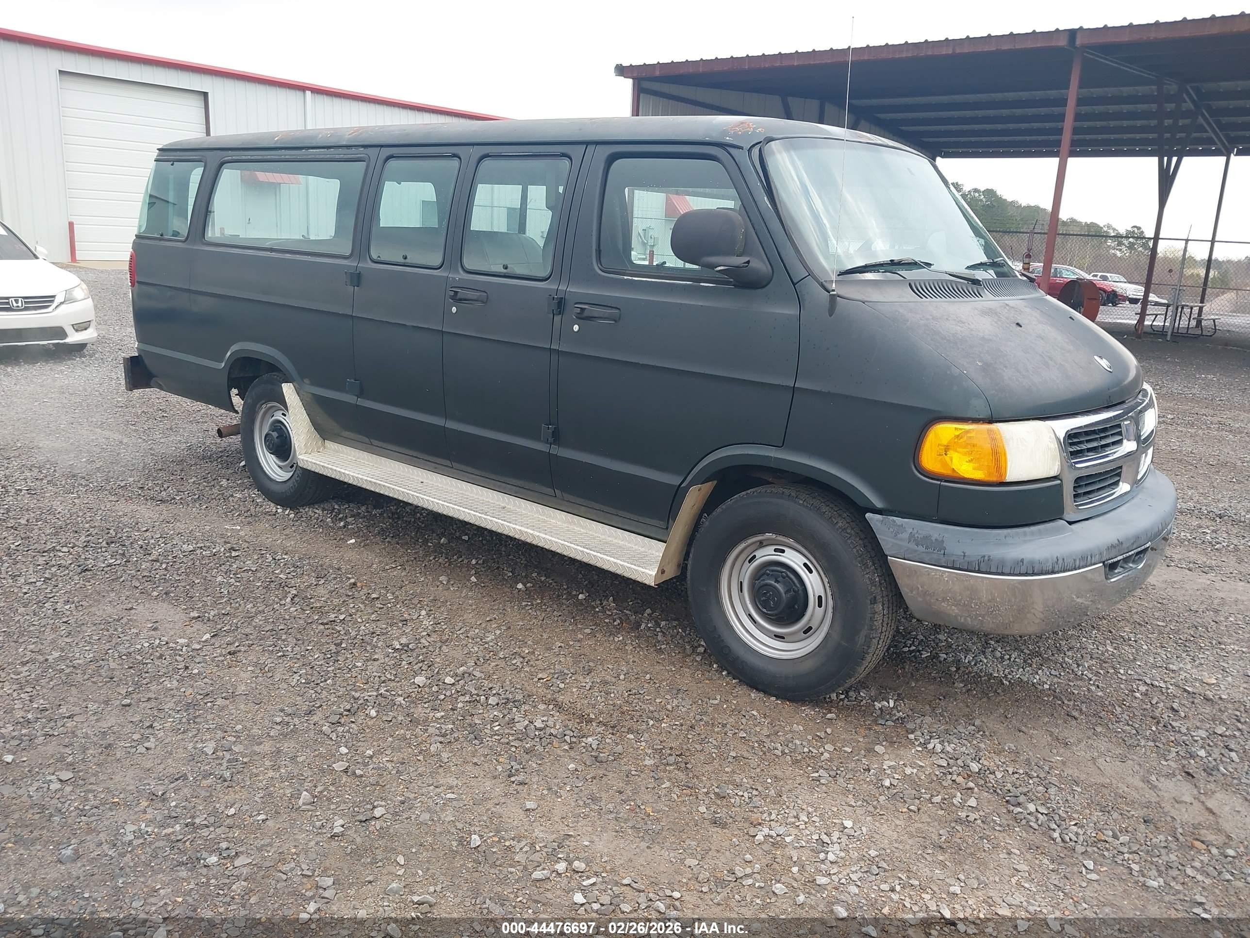 2001 Dodge Ram Wagon 3500   Black vin: 2B5WB35Z51K546220