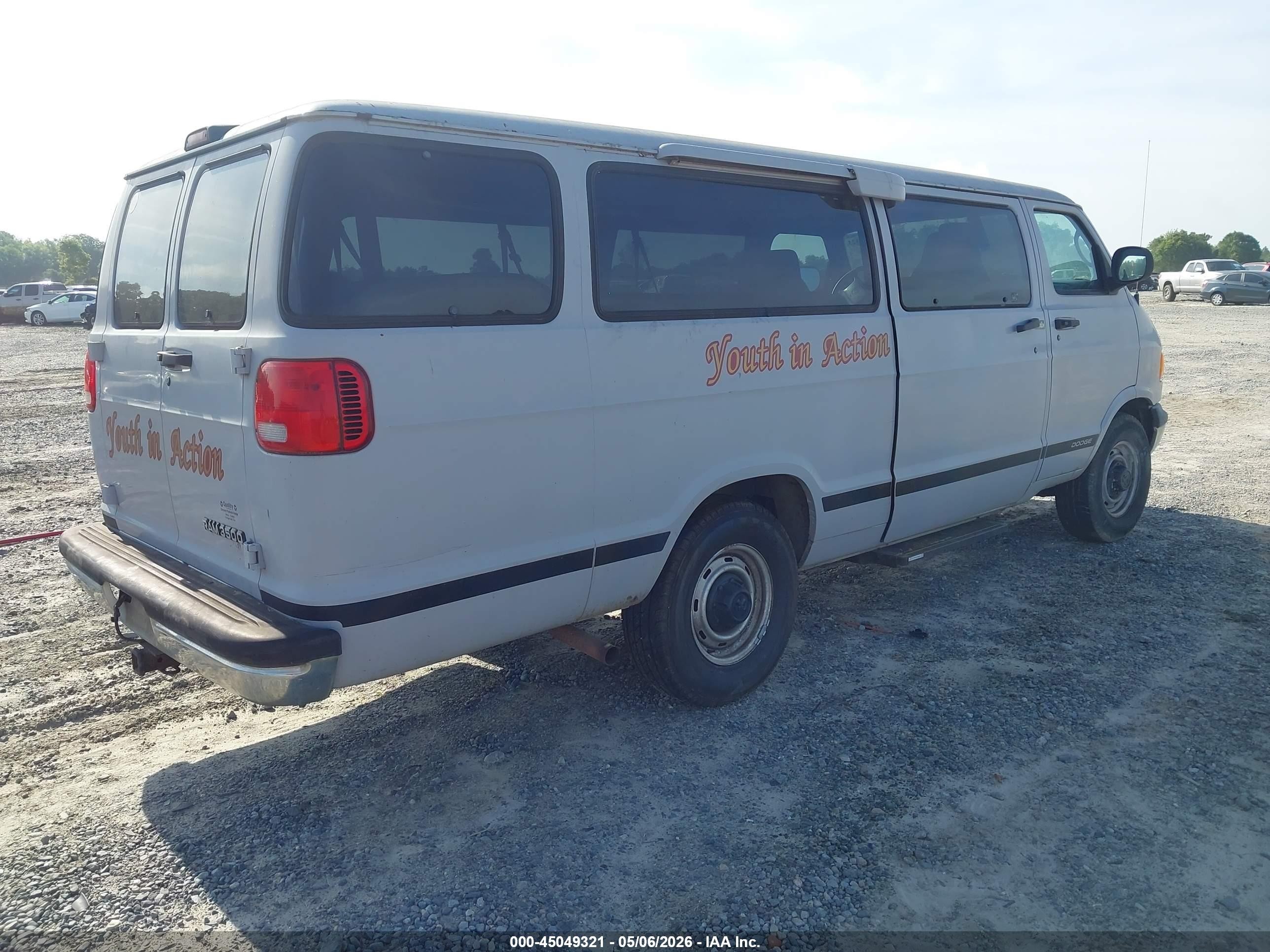 2001 Dodge Ram Wagon 3500   Gray vin: 2B5WB35Z61K509774