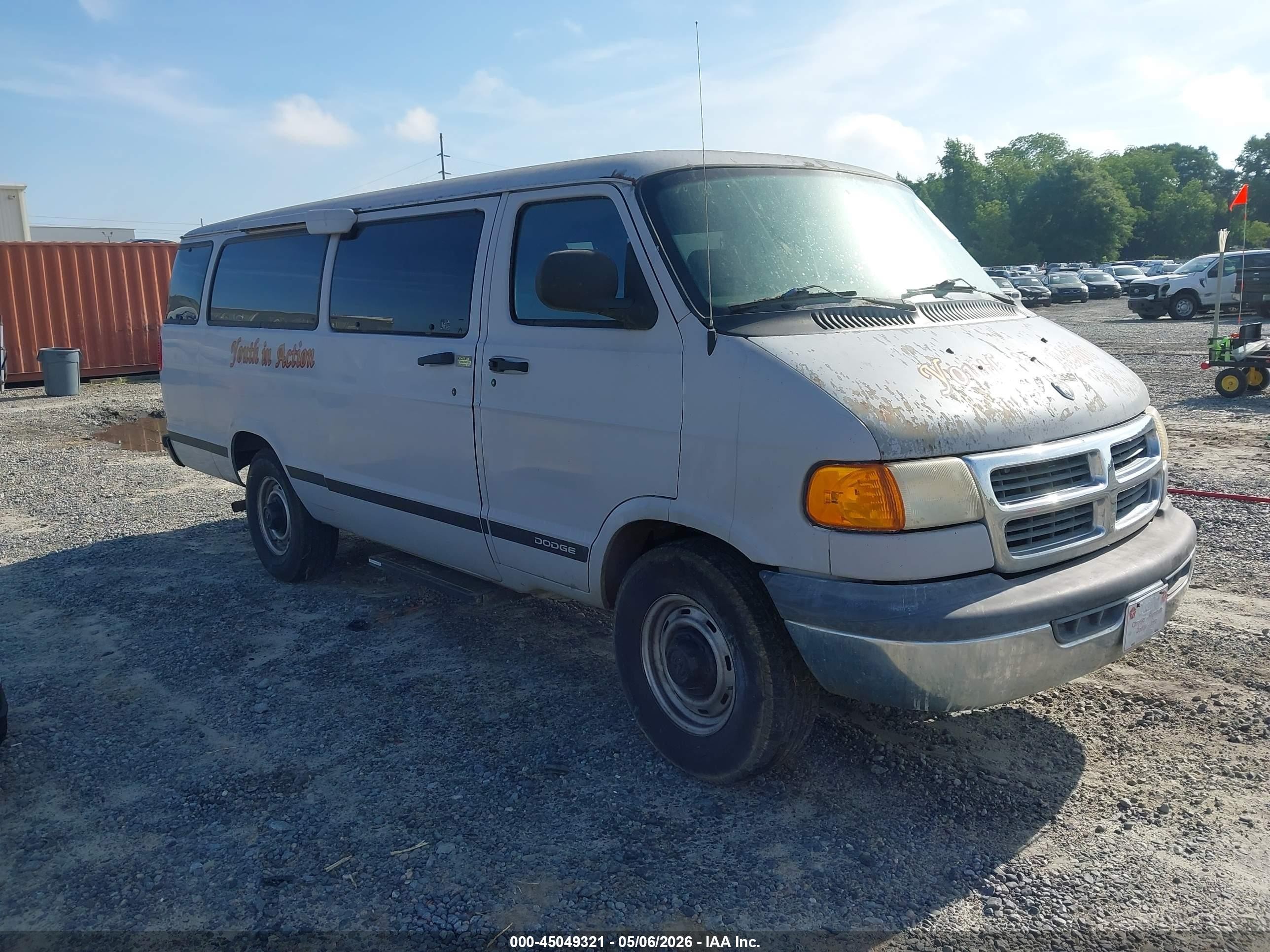 2001 Dodge Ram Wagon 3500   Gray vin: 2B5WB35Z61K509774