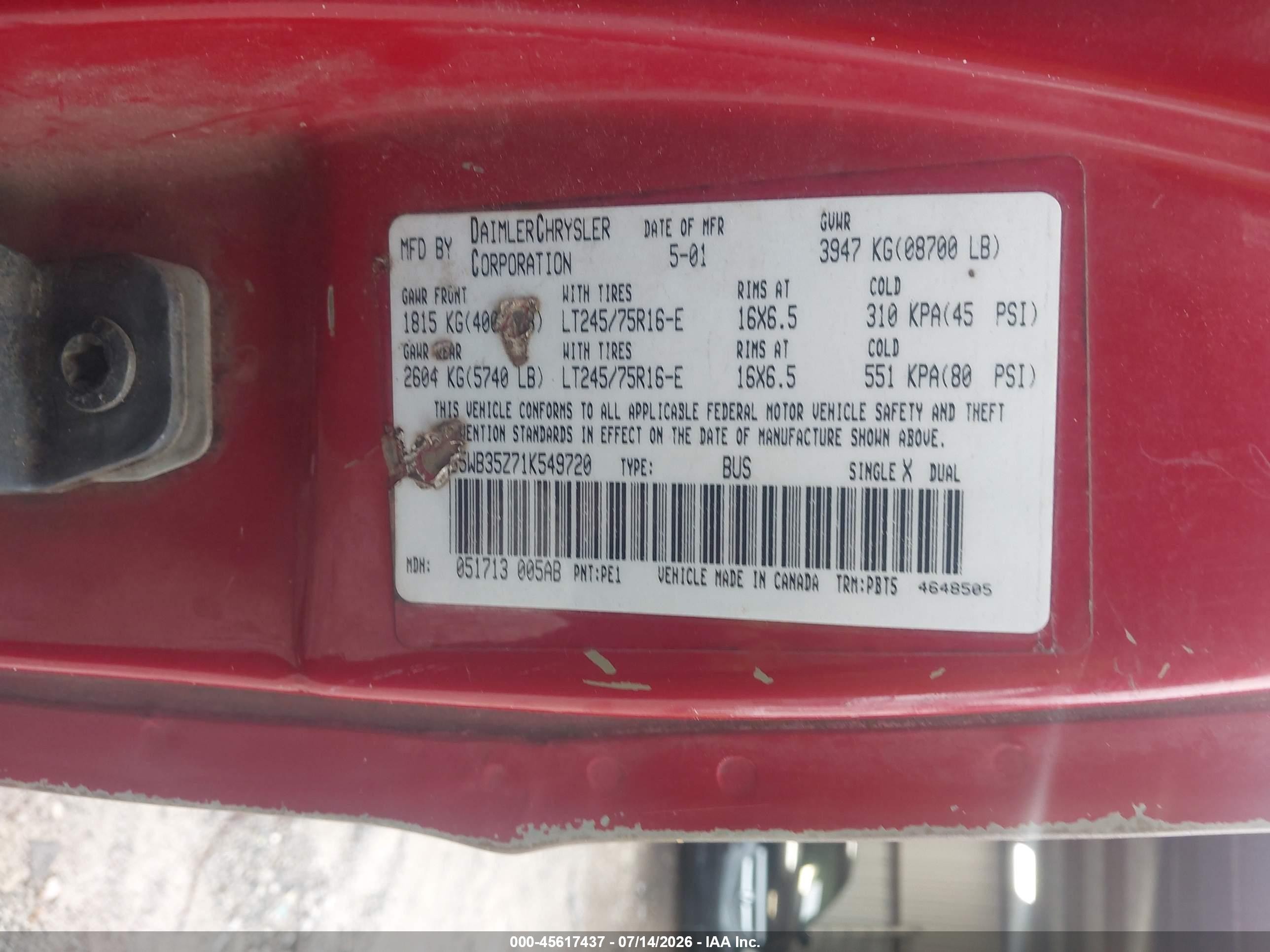 2001 Dodge Ram Wagon 3500   Red vin: 2B5WB35Z71K549720