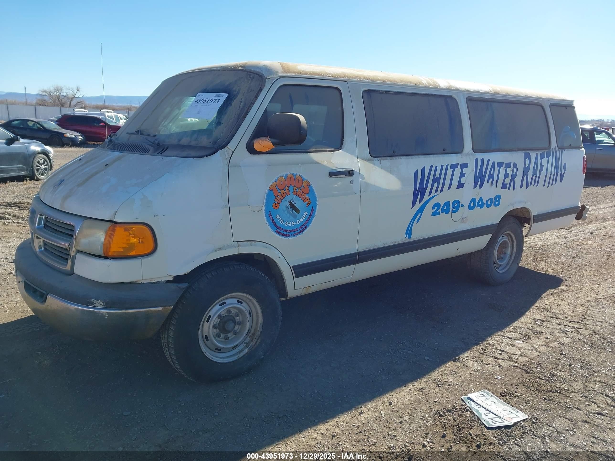 2001 Dodge Ram Wagon 3500   Белый vin: 2B5WB35Z81K545918