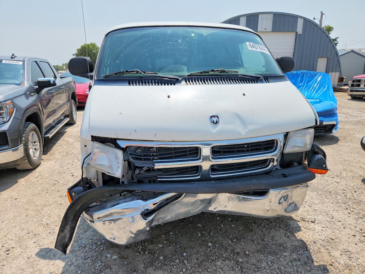 2002 Dodge Ram Wagon B3500 White vin: 2B5WB35Z92K125635
