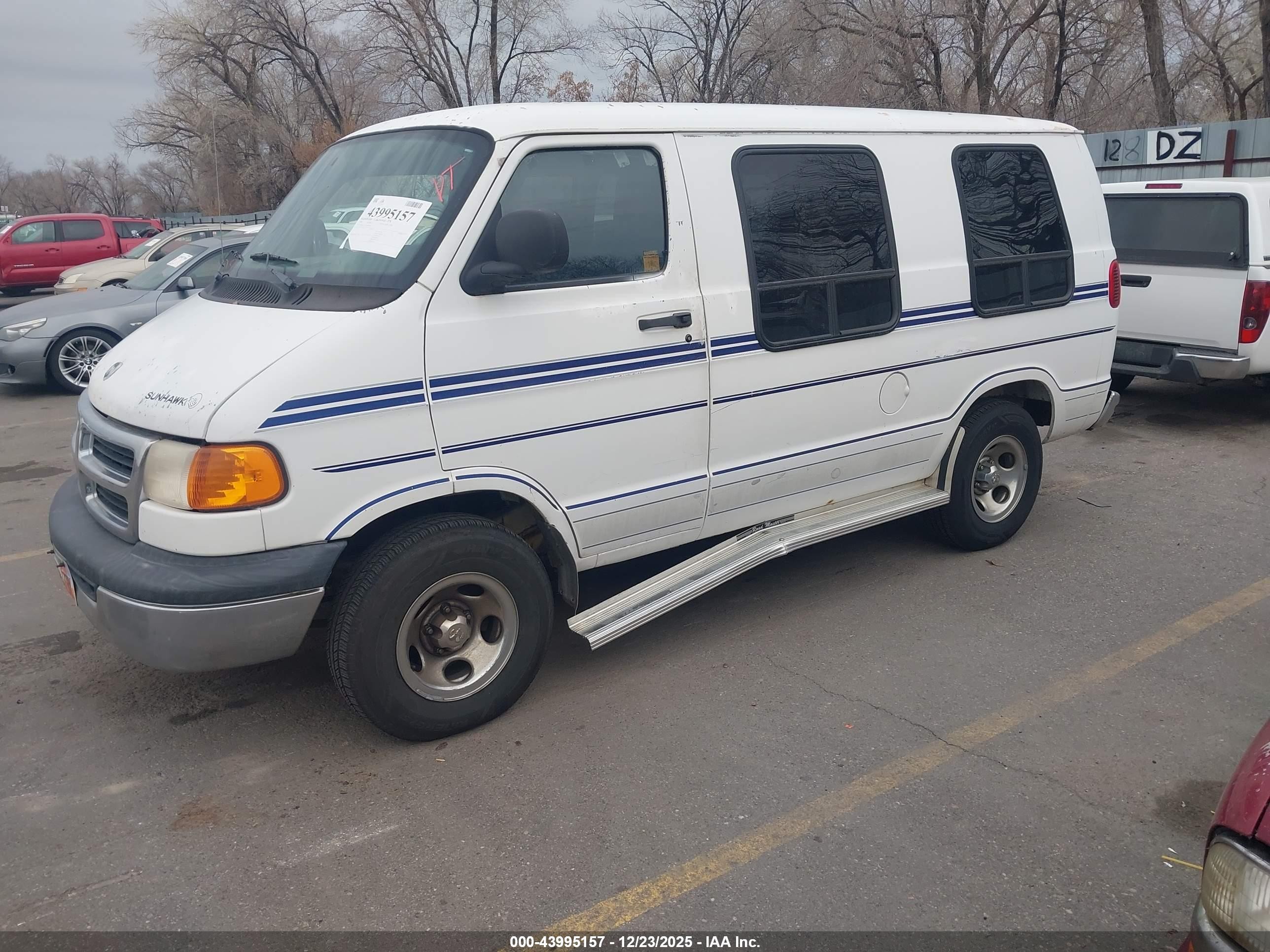 1999 Dodge Ram Van 1500 Commercial/conversion White vin: 2B6HB11X7XK505464