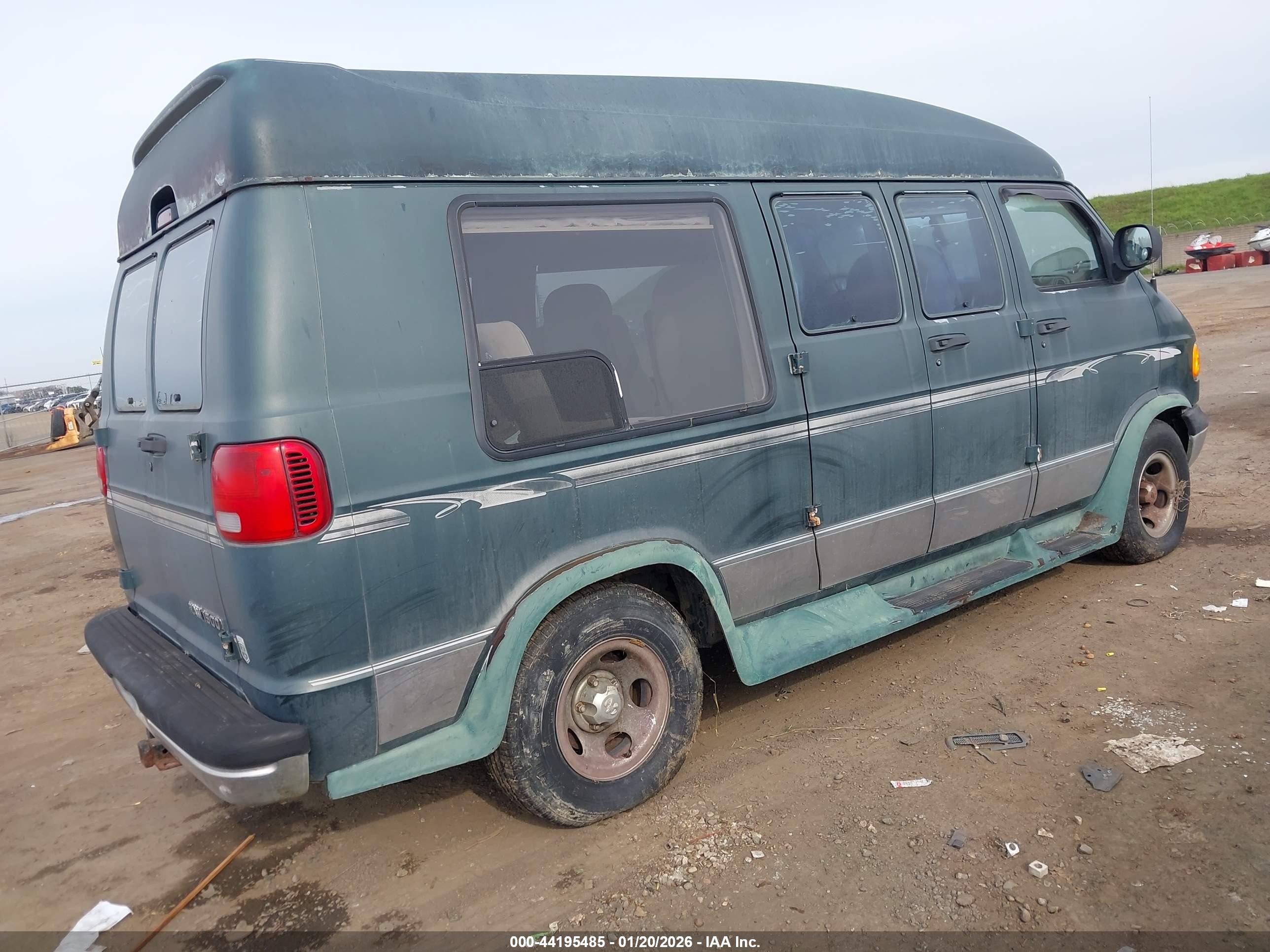 1999 Dodge Ram Van 1500 Commercial/conversion Green vin: 2B6HB11Y0XK514841