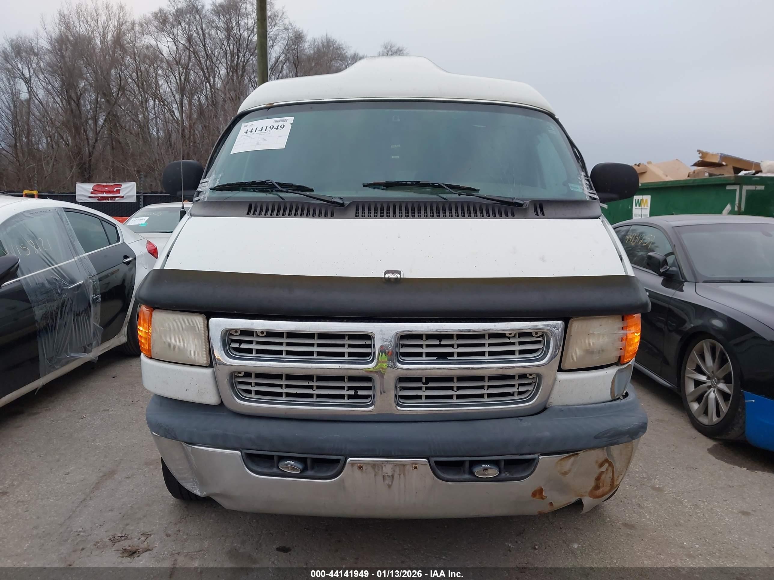 1999 Dodge Ram Van 1500 Commercial/conversion White vin: 2B6HB11Y1XK583246