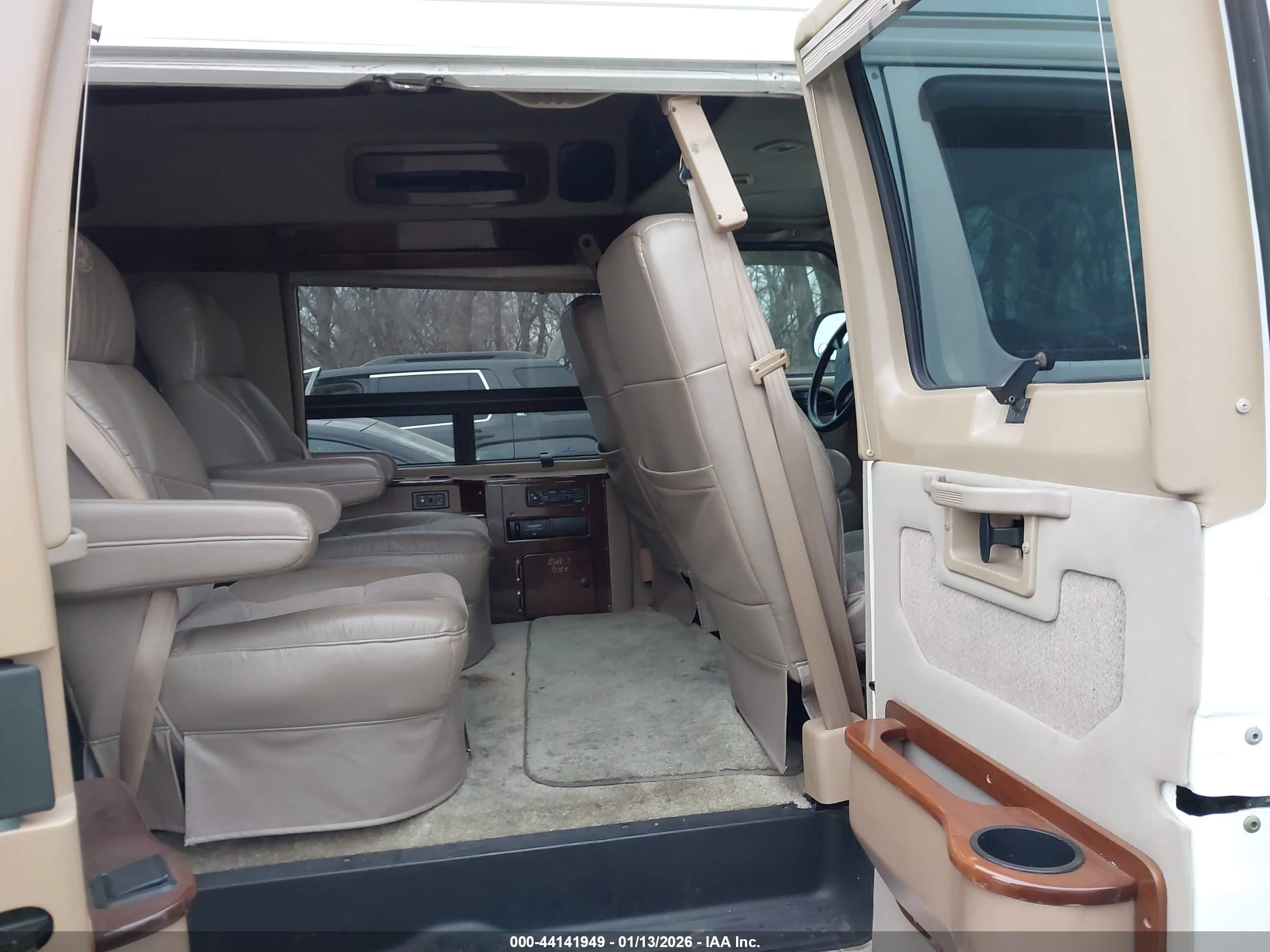 1999 Dodge Ram Van 1500 Commercial/conversion White vin: 2B6HB11Y1XK583246
