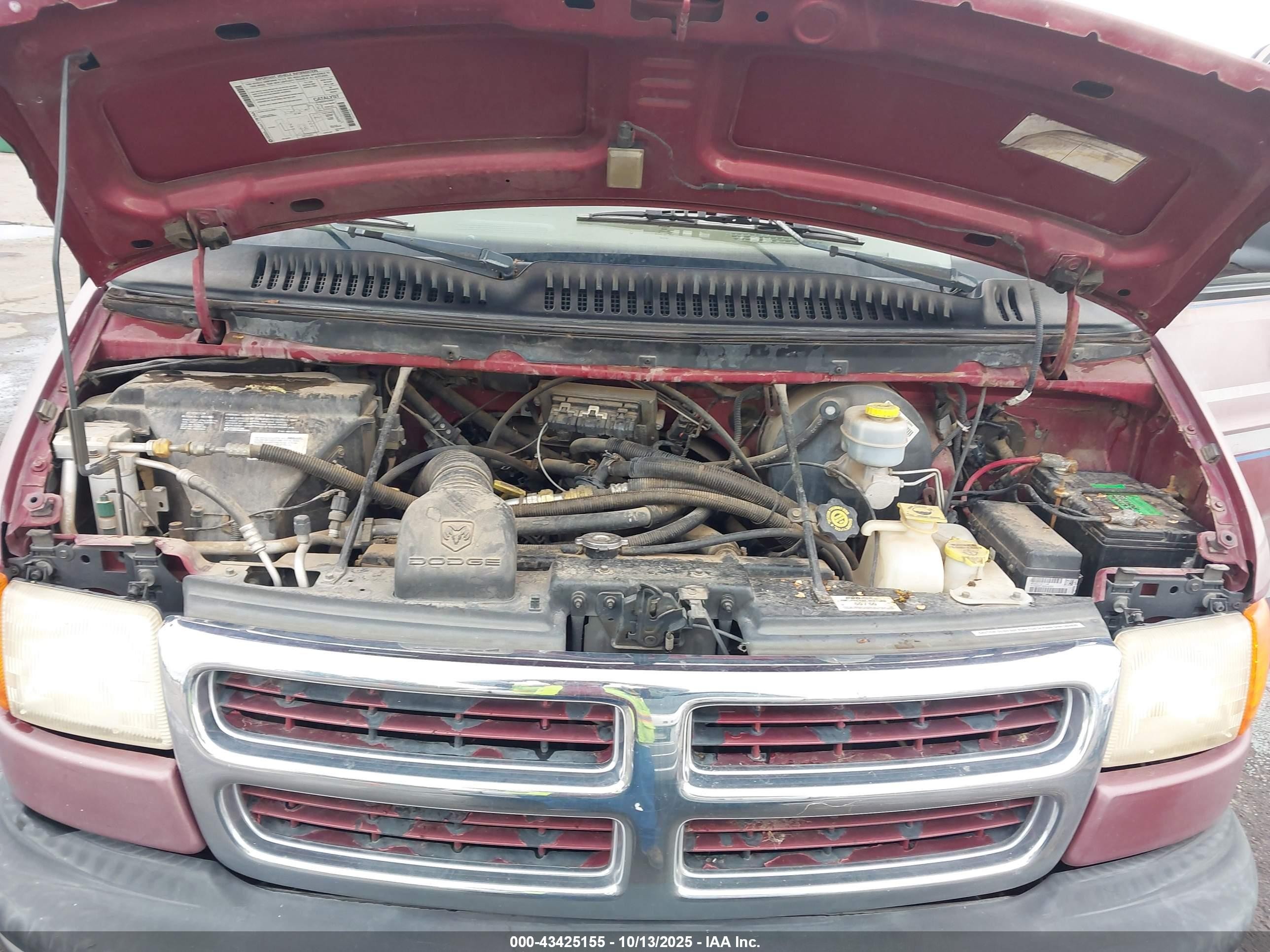 1999 Dodge Ram Van 1500 Commercial/conversion Red vin: 2B6HB11Y2XK503968