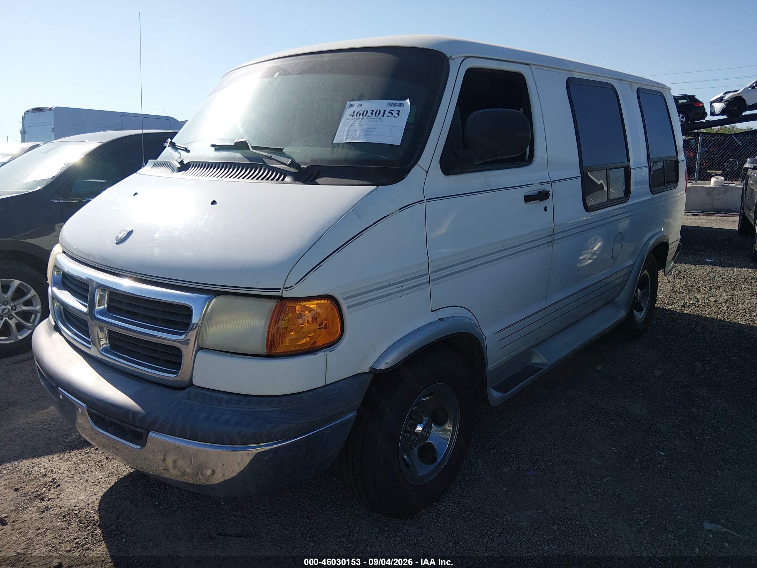 2001 Dodge Ram Van 1500 Conversion Белый vin: 2B6HB11Y31K532435