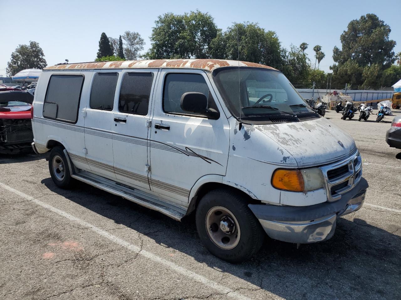 2000 Dodge Ram Van 15 Белый vin: 2B6HB11Y3YK163974