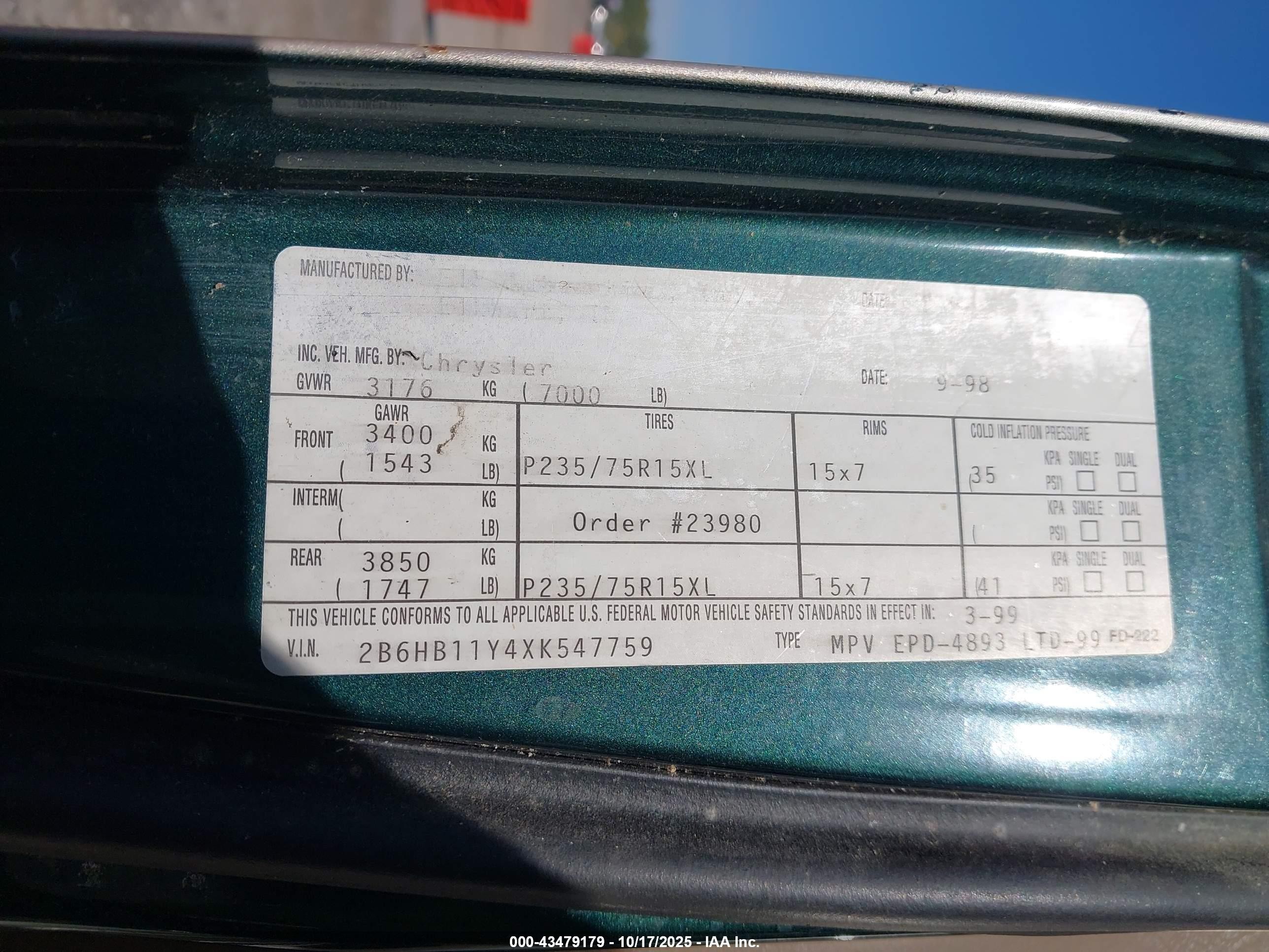 1999 Dodge Ram Van 1500 Commercial/conversion Золотой vin: 2B6HB11Y4XK547759