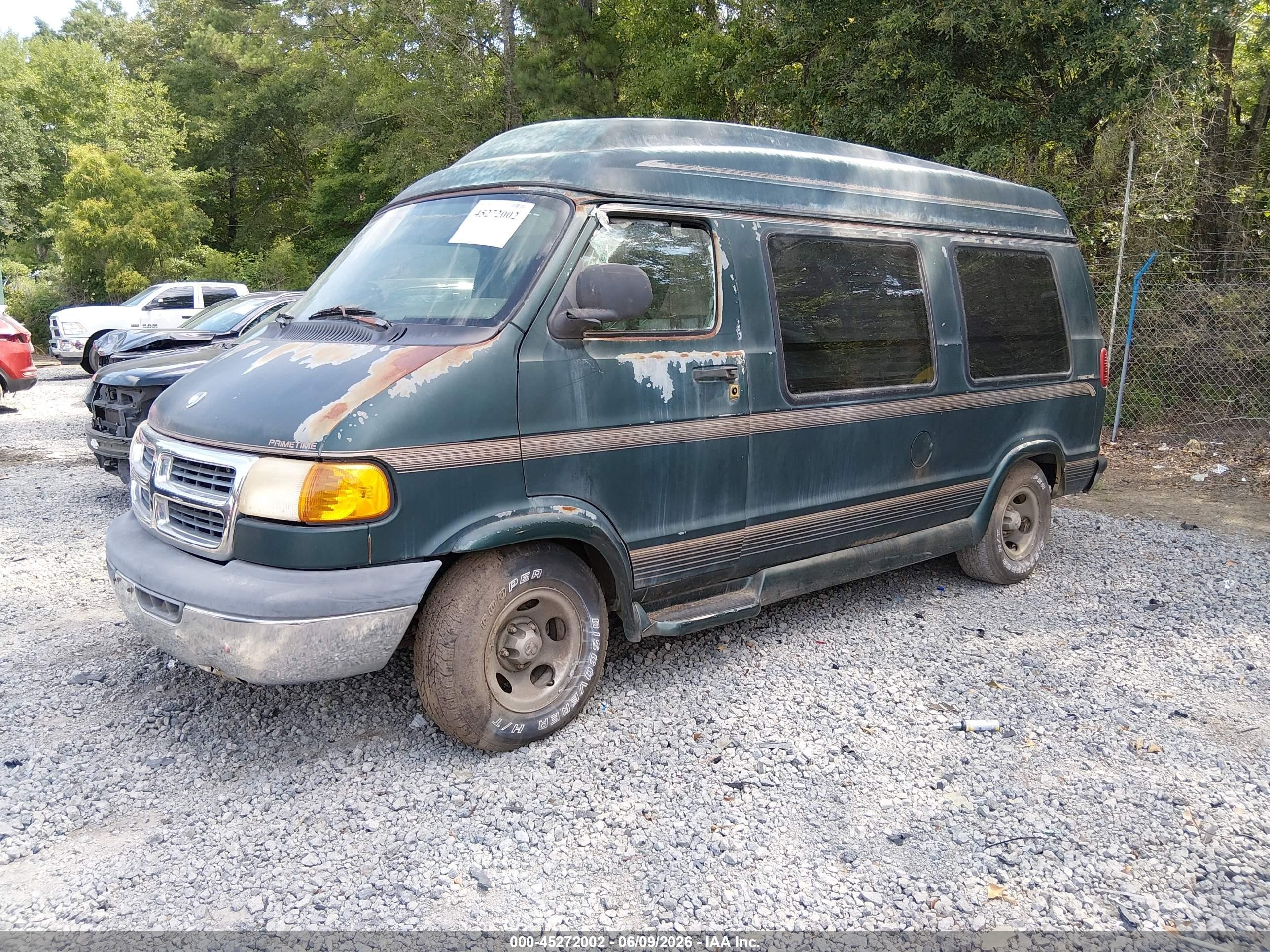 1999 Dodge Ram Van 1500 Commercial/conversion Green vin: 2B6HB11Y4XK582494