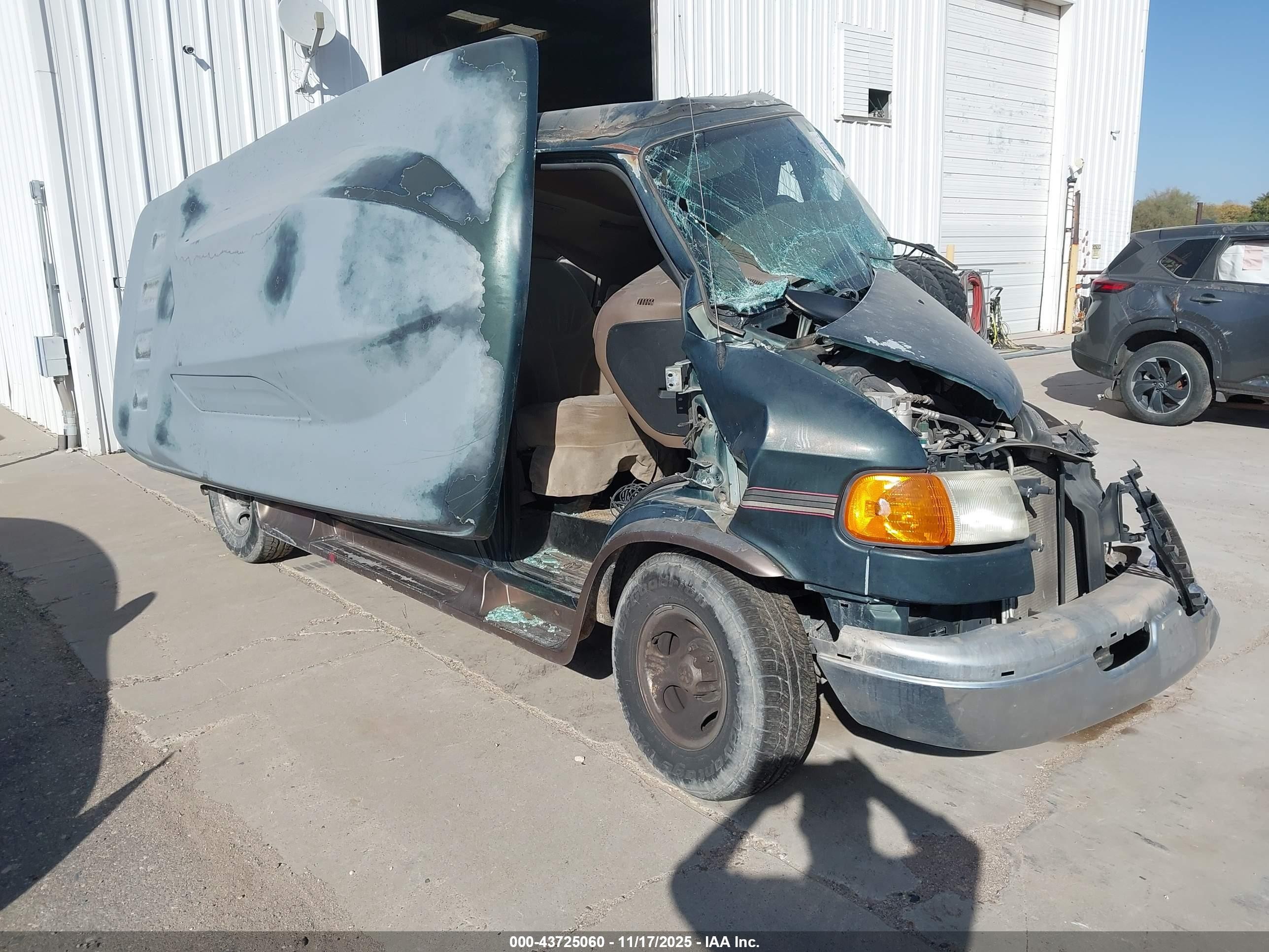2002 Dodge Ram Van 1500 Conversion Green vin: 2B6HB11Y62K145007