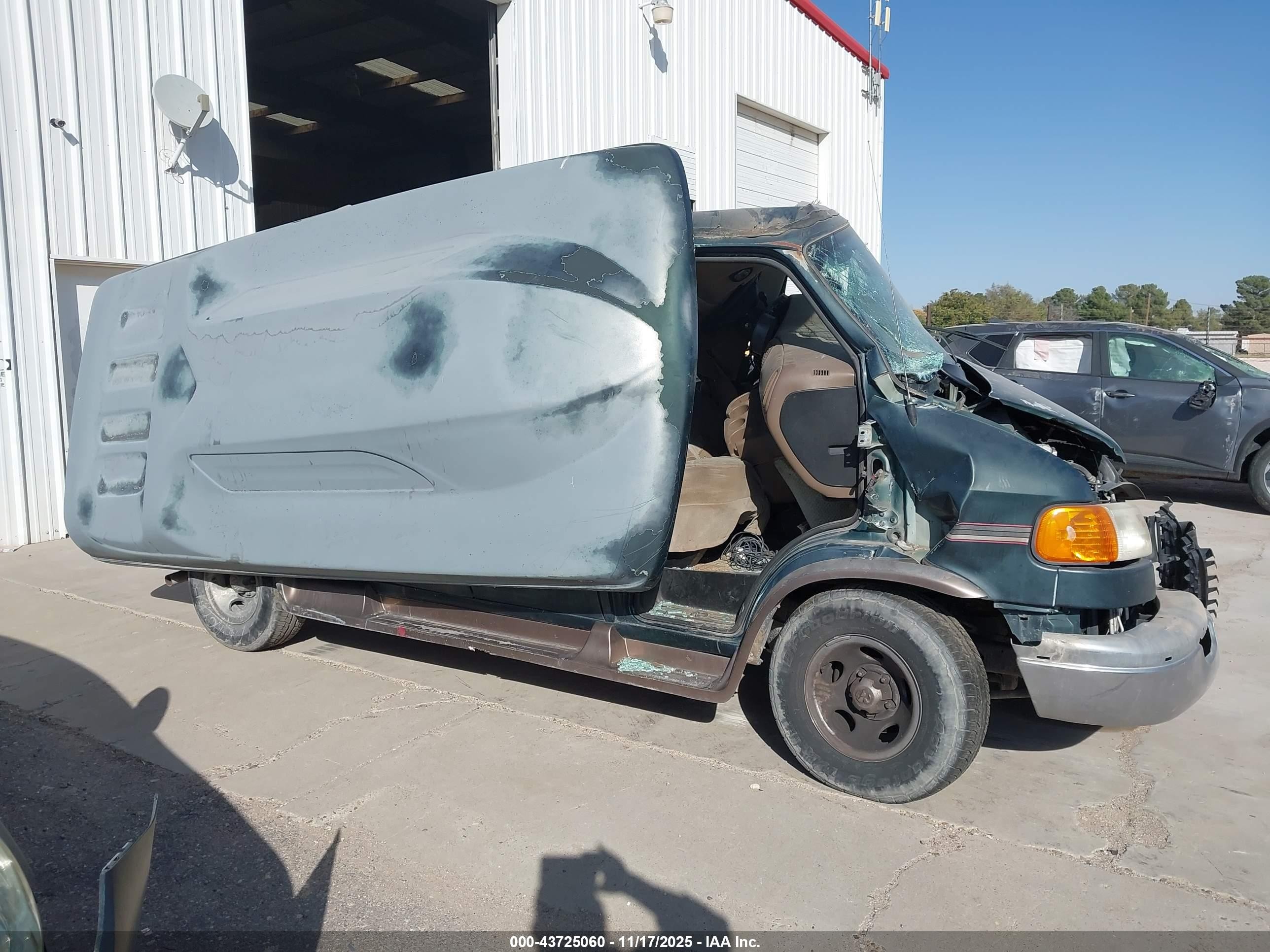 2002 Dodge Ram Van 1500 Conversion Green vin: 2B6HB11Y62K145007