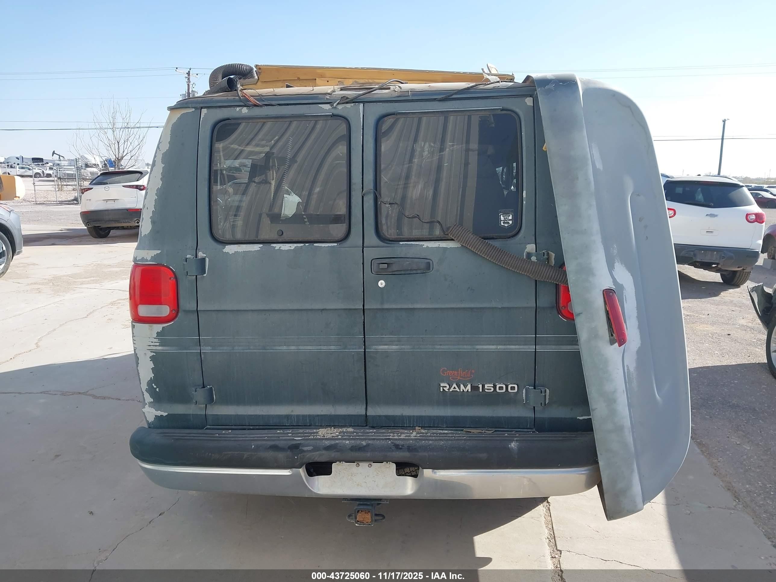 2002 Dodge Ram Van 1500 Conversion Green vin: 2B6HB11Y62K145007