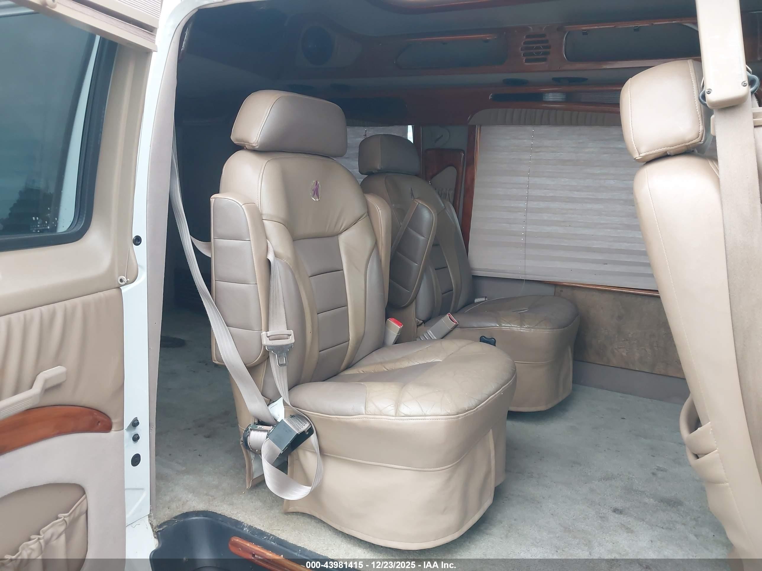 1999 Dodge Ram Van 1500 Commercial/conversion White vin: 2B6HB11Y6XK549447
