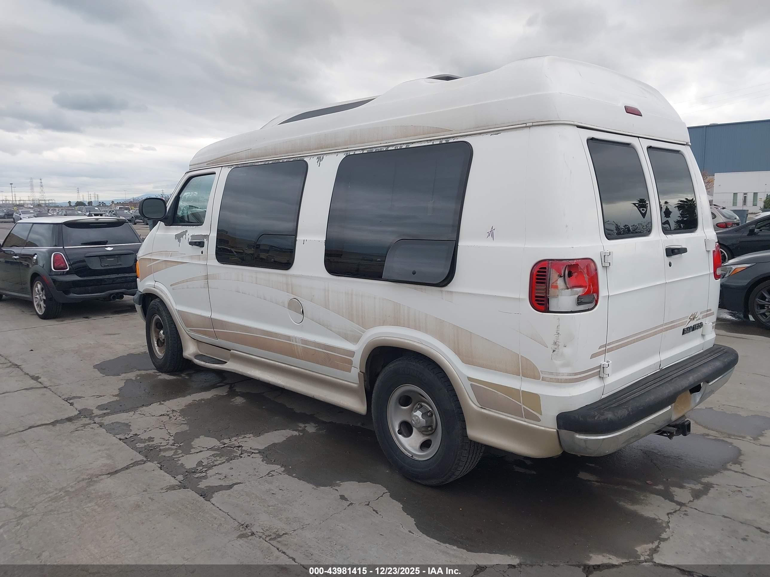 1999 Dodge Ram Van 1500 Commercial/conversion White vin: 2B6HB11Y6XK549447
