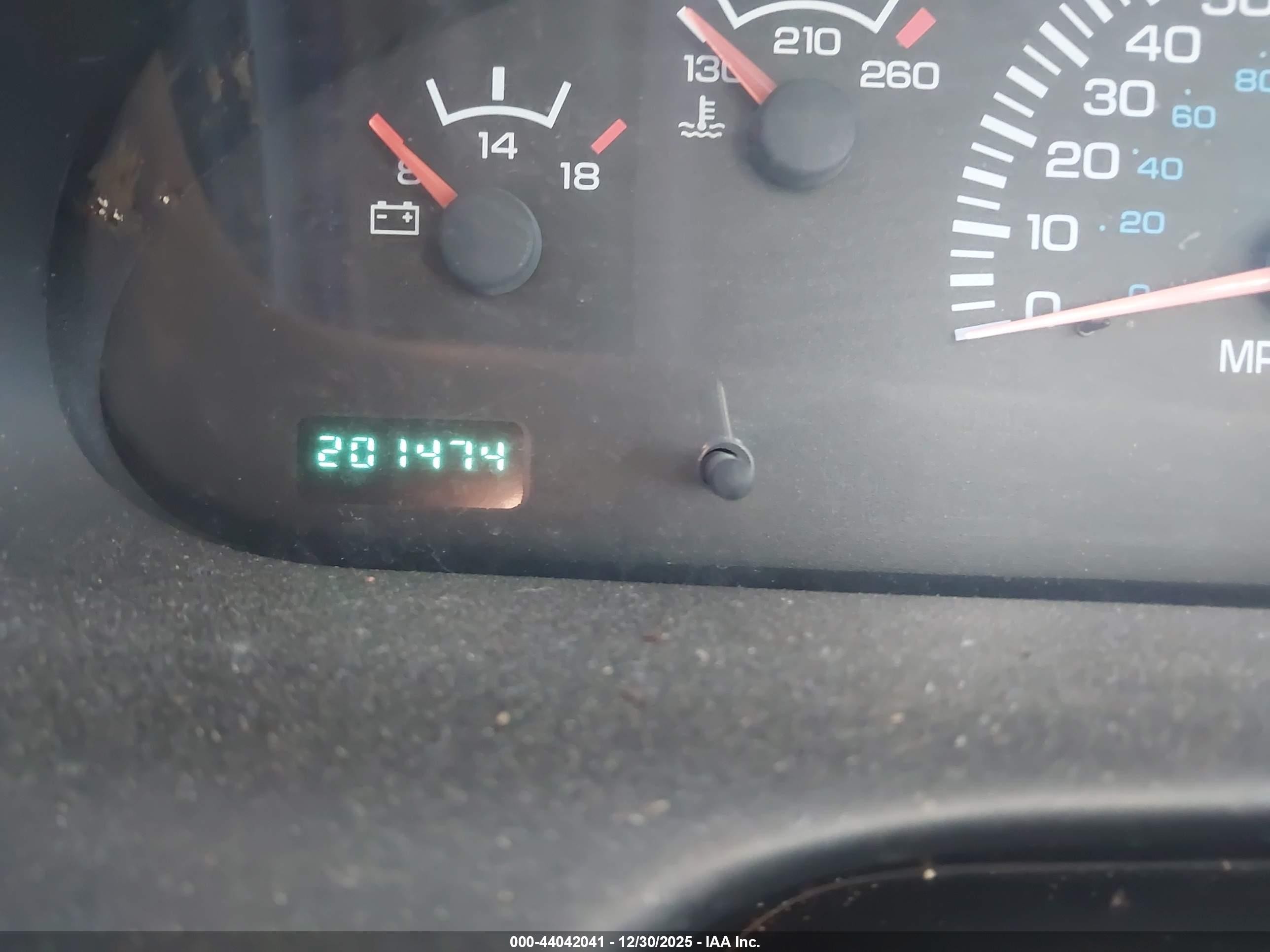 1999 Dodge Ram Van 1500 Commercial/conversion Зеленый vin: 2B6HB11Y6XK567009