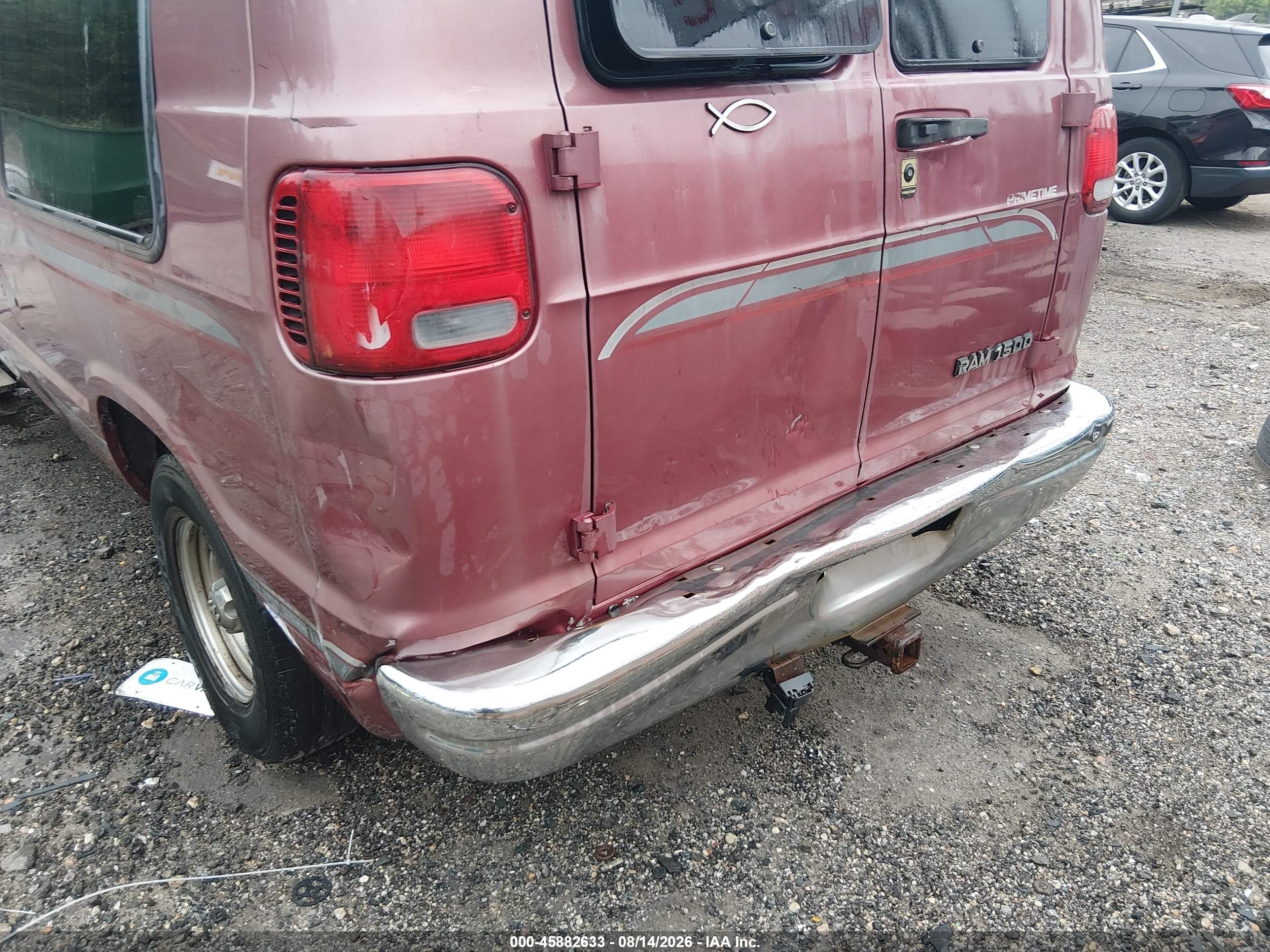 1998 Dodge Ram Van Commercial/conversion Red vin: 2B6HB11Y9WK137201