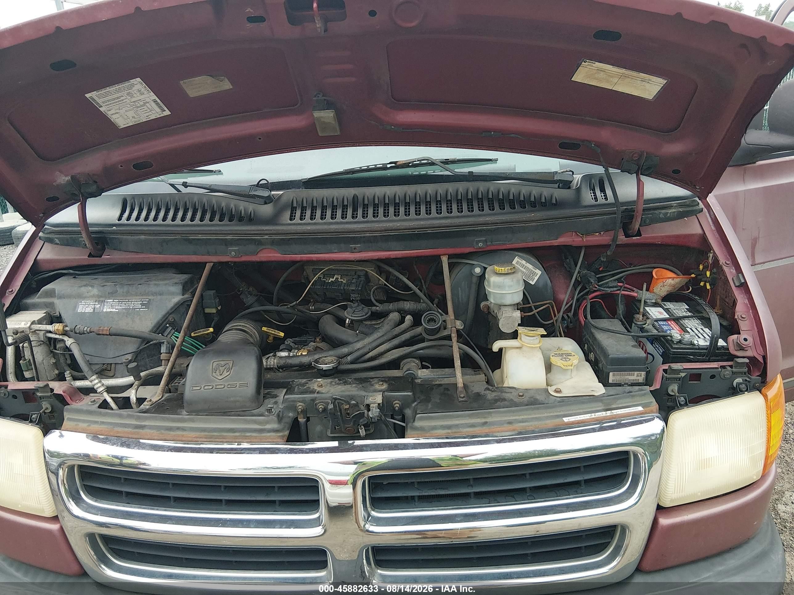 1998 Dodge Ram Van Commercial/conversion Red vin: 2B6HB11Y9WK137201