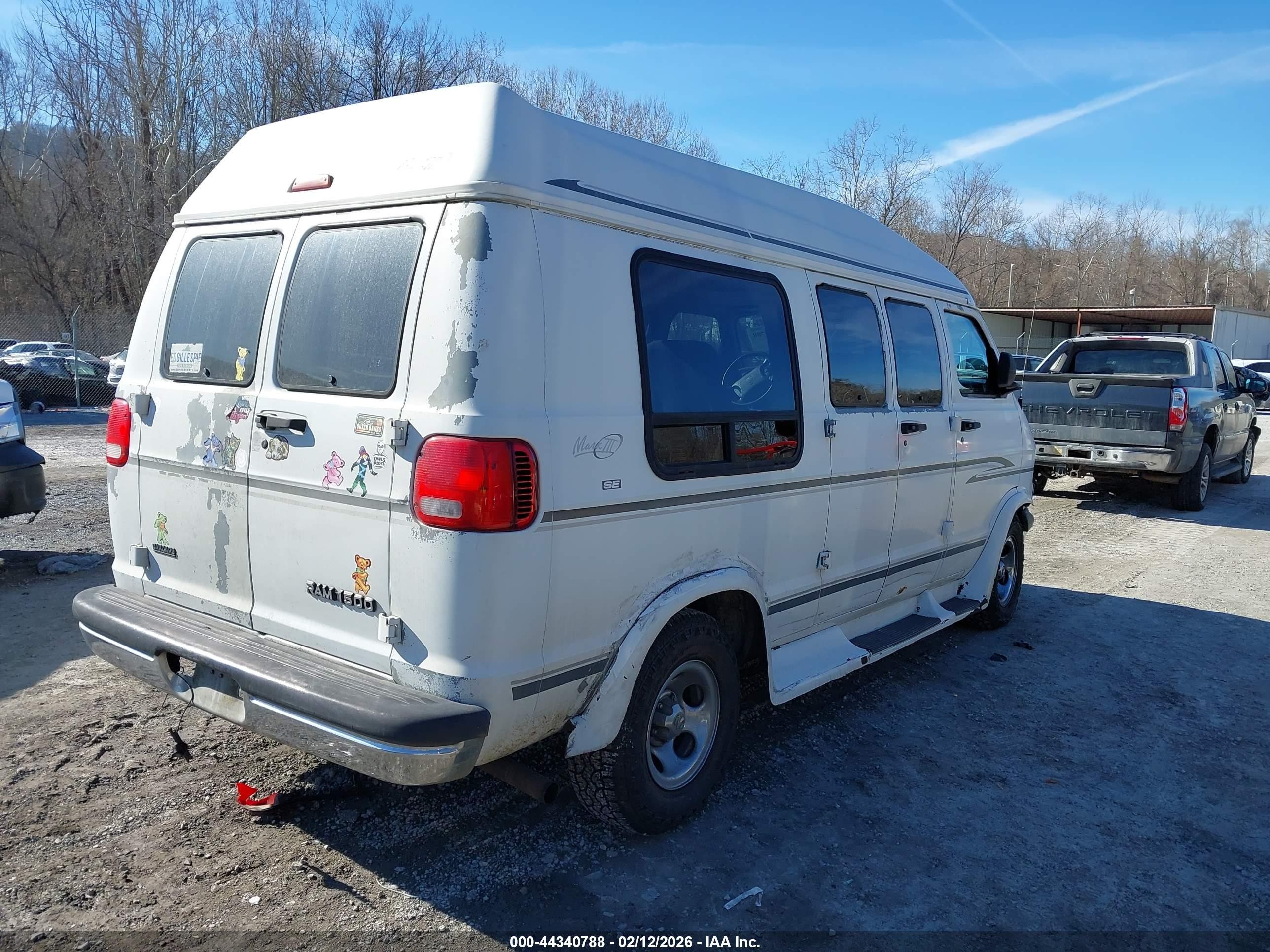 1999 Dodge Ram Van 1500 Commercial/conversion White vin: 2B6HB11Y9XK561706