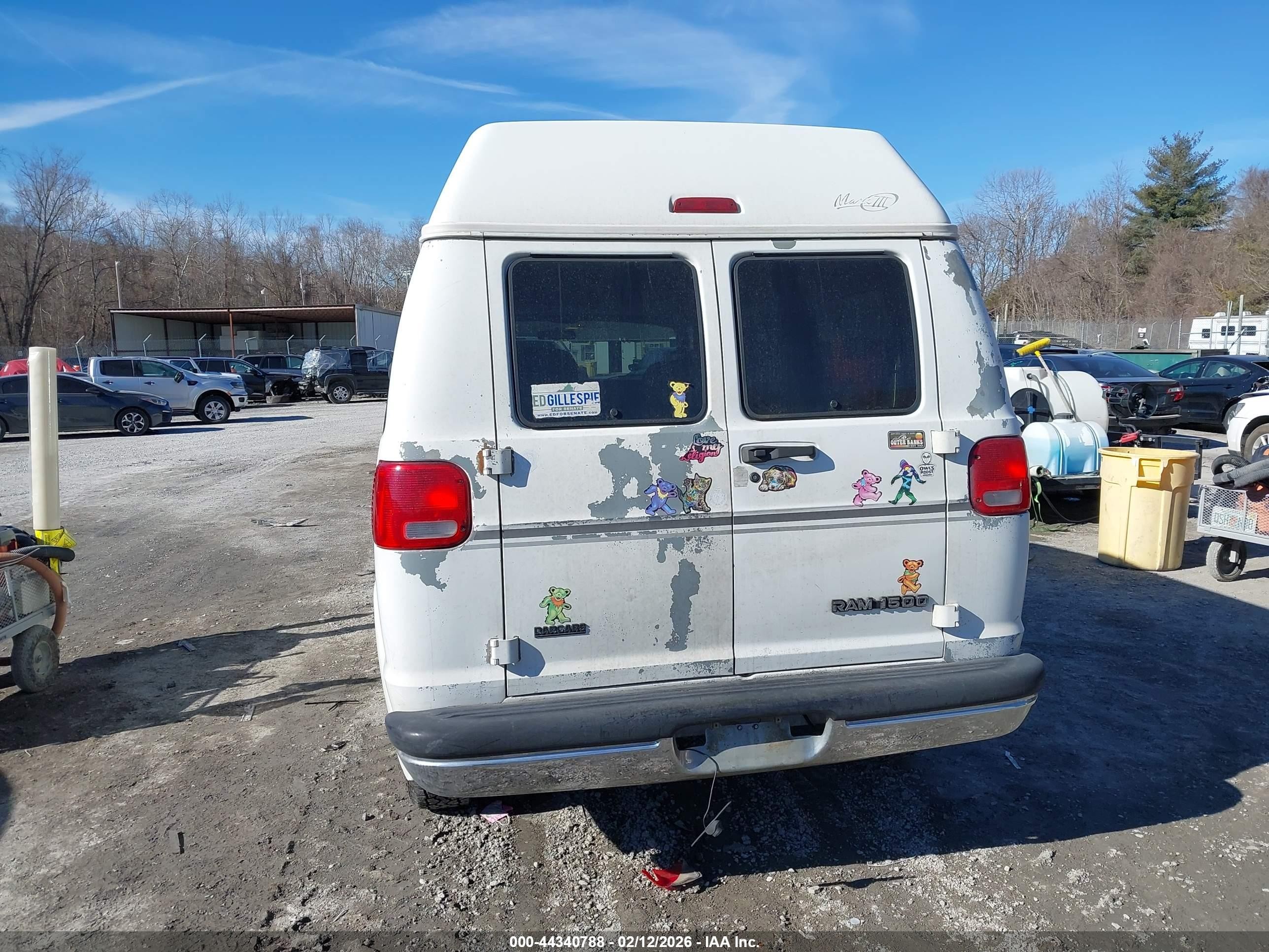 1999 Dodge Ram Van 1500 Commercial/conversion White vin: 2B6HB11Y9XK561706