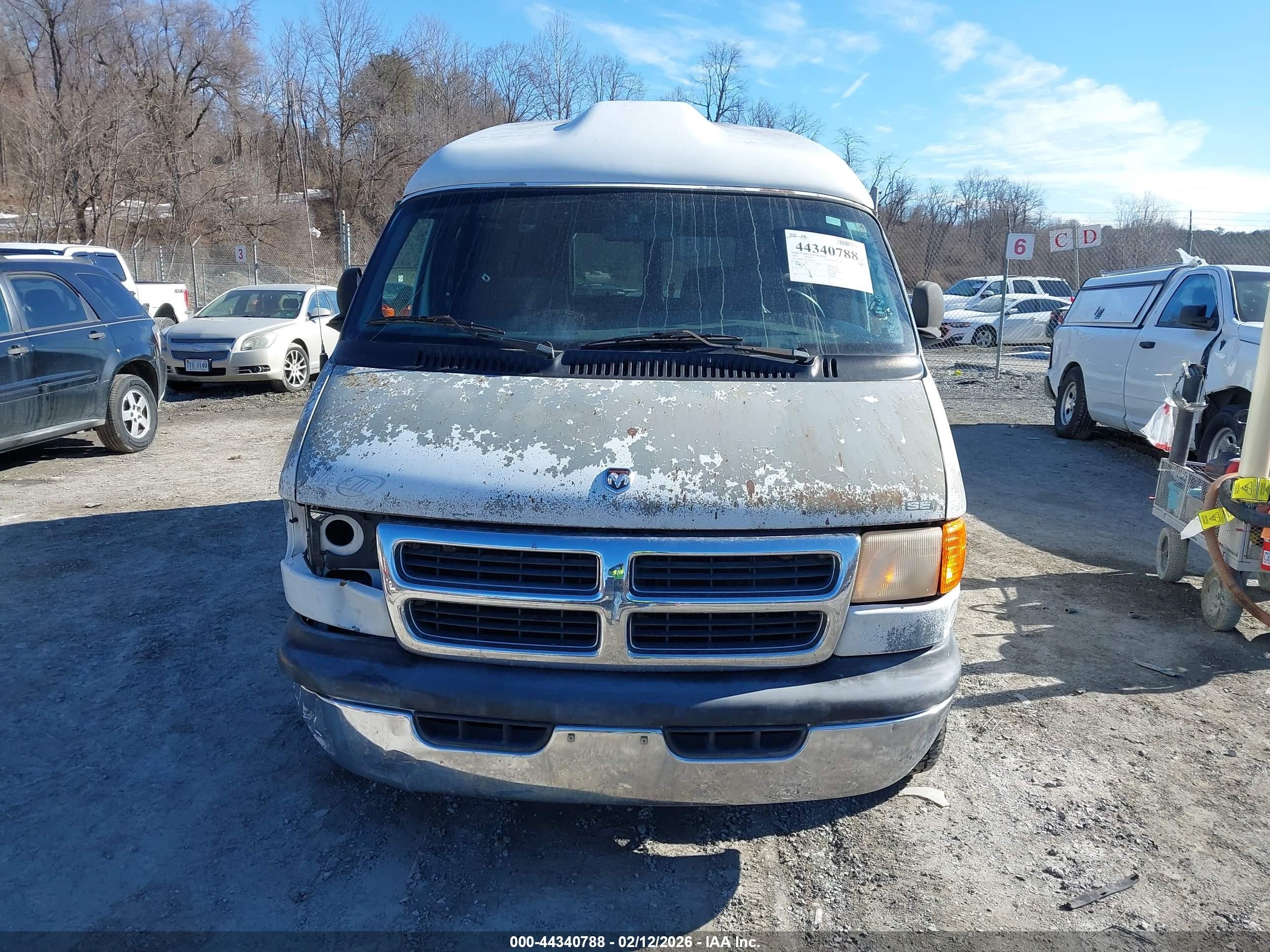 1999 Dodge Ram Van 1500 Commercial/conversion White vin: 2B6HB11Y9XK561706