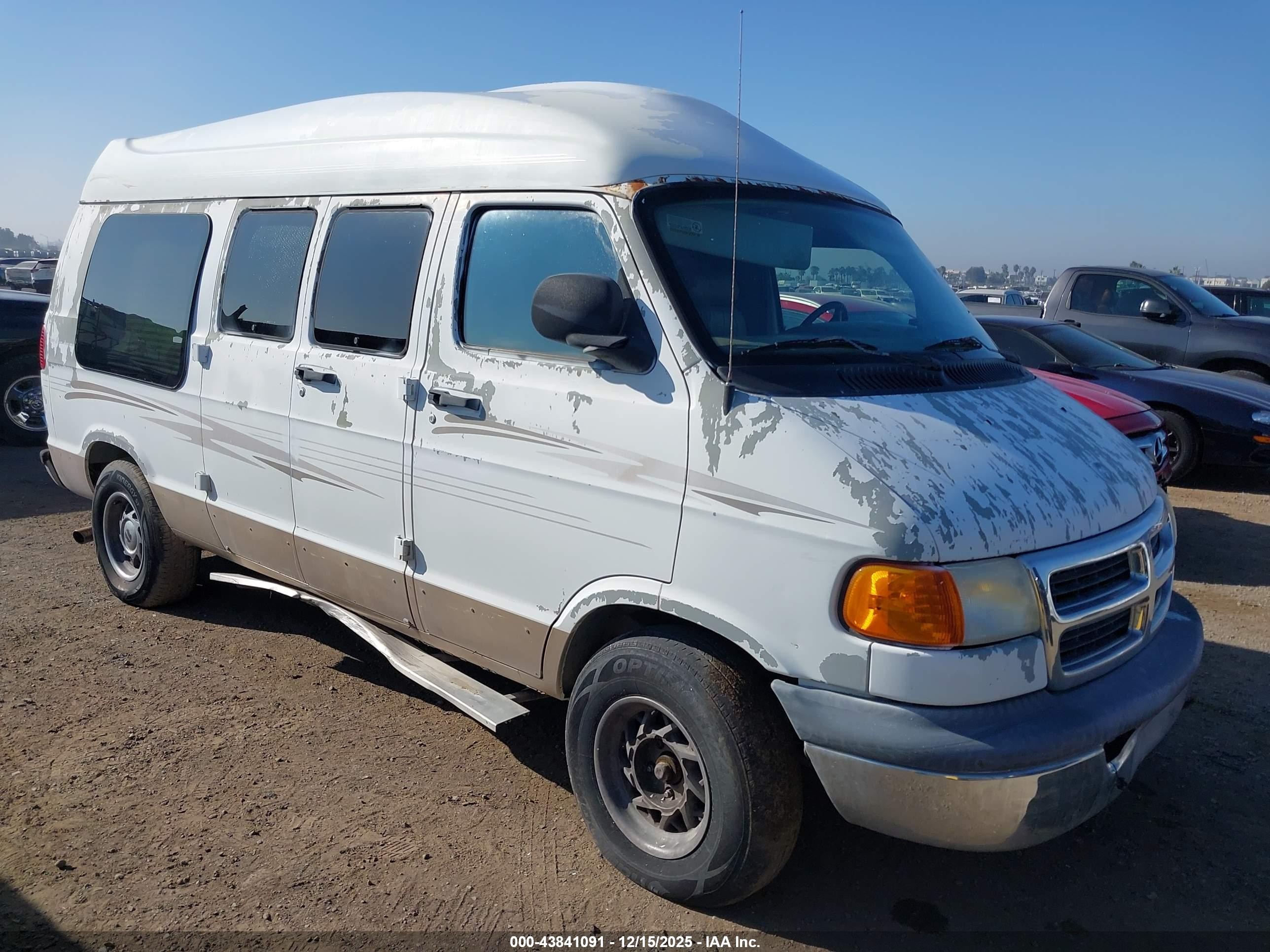 2002 Dodge Ram Van 1500 Conversion White vin: 2B6HB11Z02K143178
