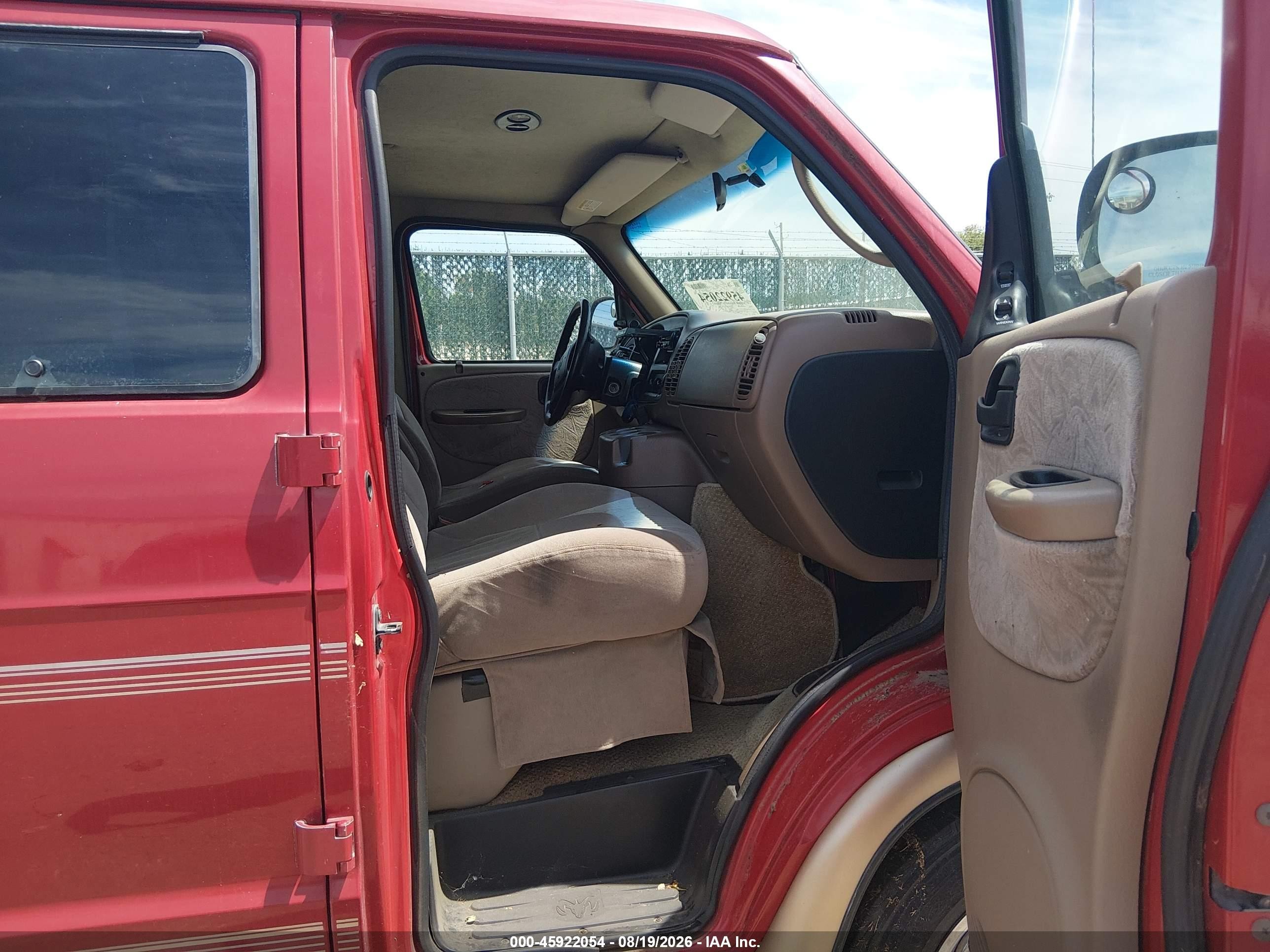 2002 Dodge Ram Van 1500 Conversion Red vin: 2B6HB11Z12K113610
