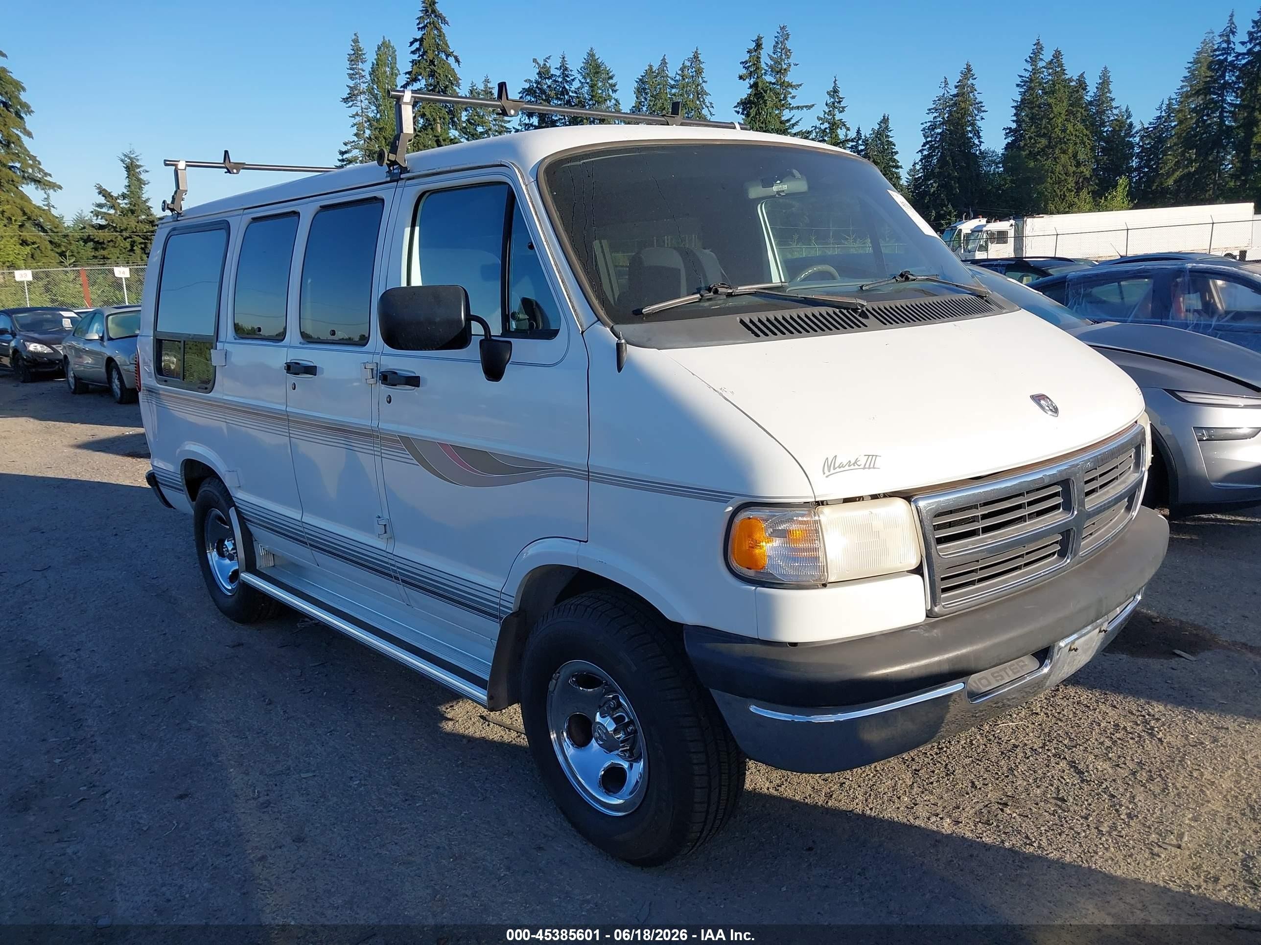 1996 Dodge Ram Van B2500 White vin: 2B6HB21X9TK177206