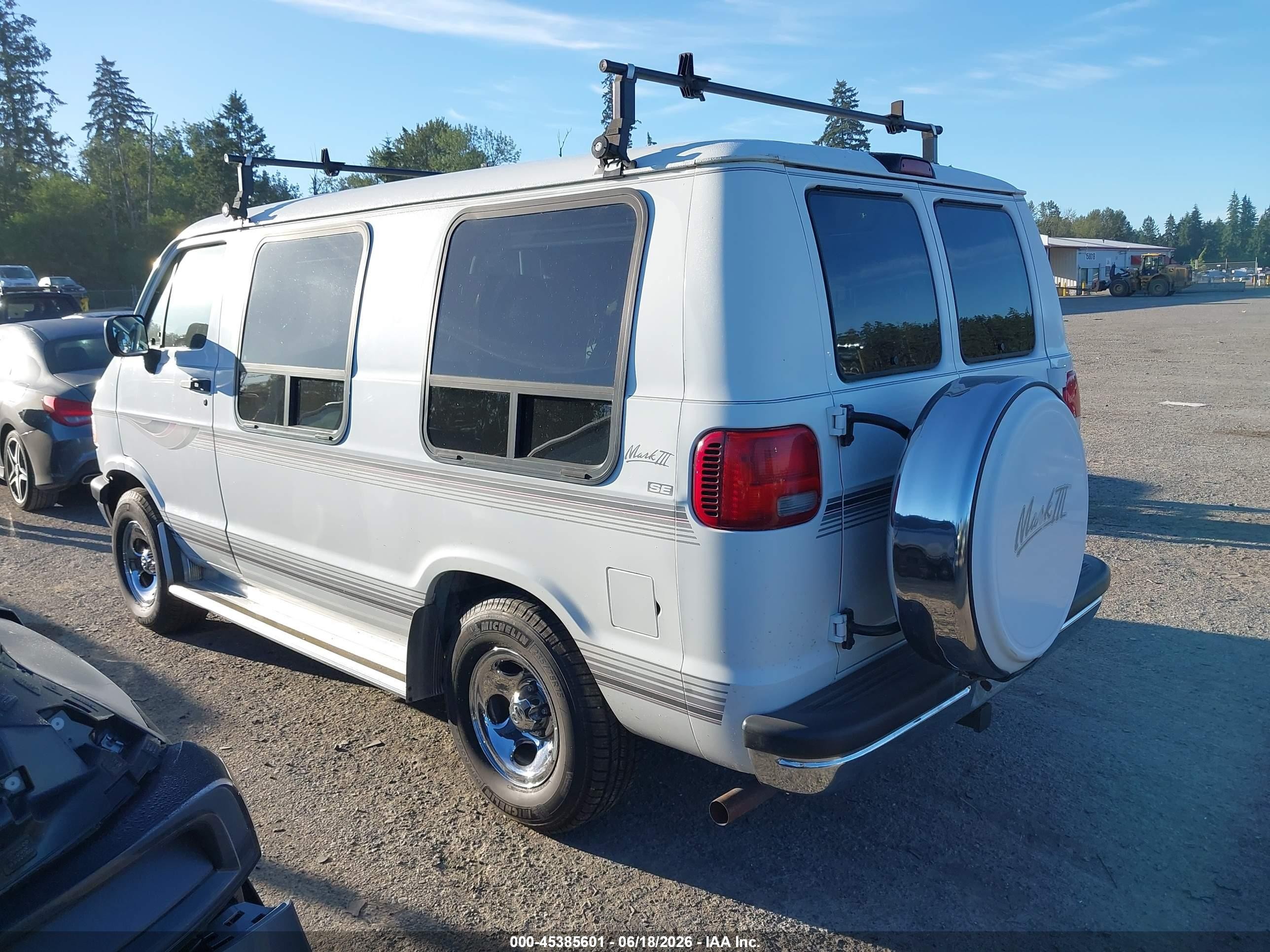 1996 Dodge Ram Van B2500 White vin: 2B6HB21X9TK177206