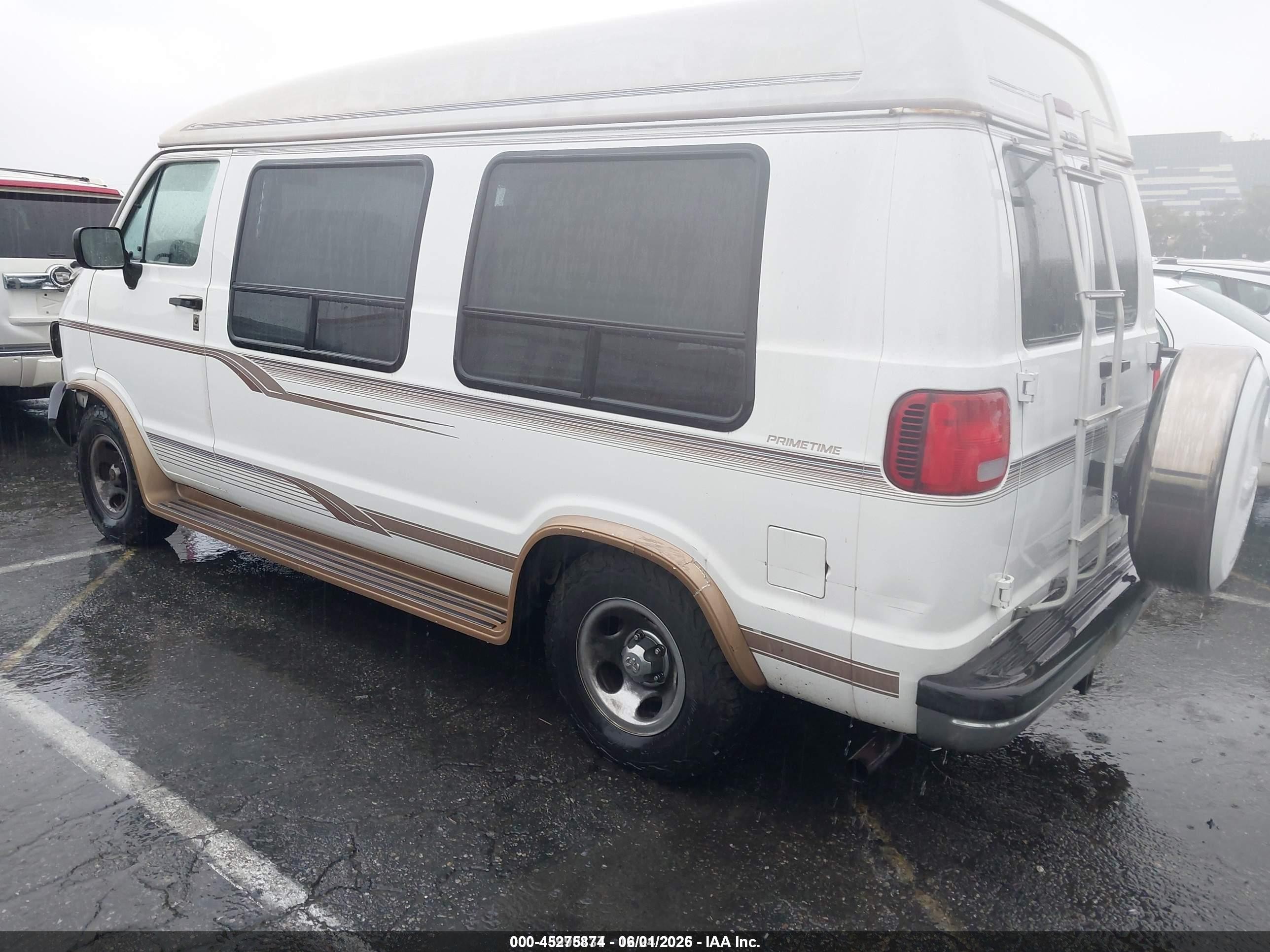 1996 Dodge Ram Van B2500 White vin: 2B6HB21Y0TK144460