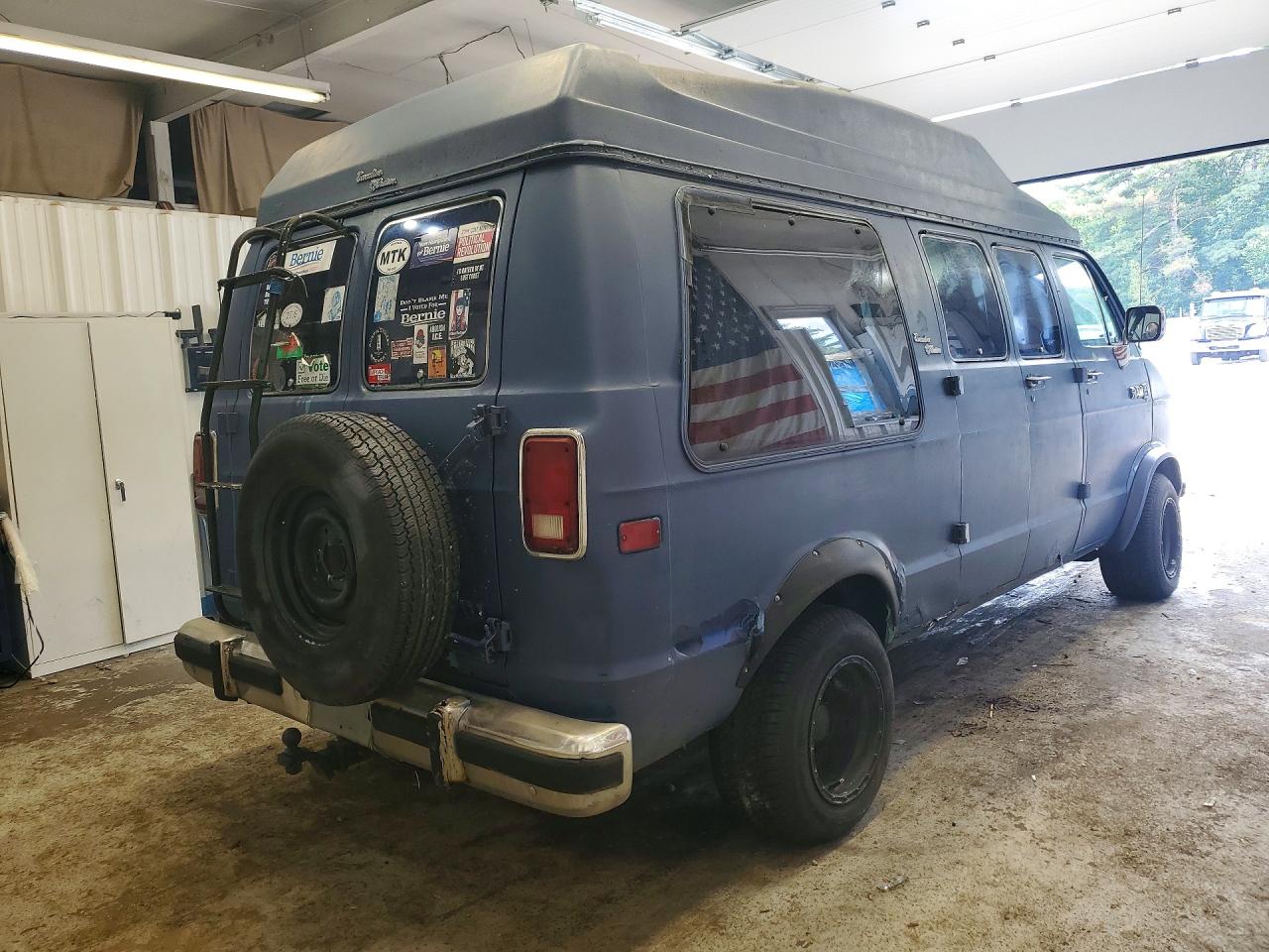 1990 Dodge Ram Blue vin: 2B6HB21Y4LK730515