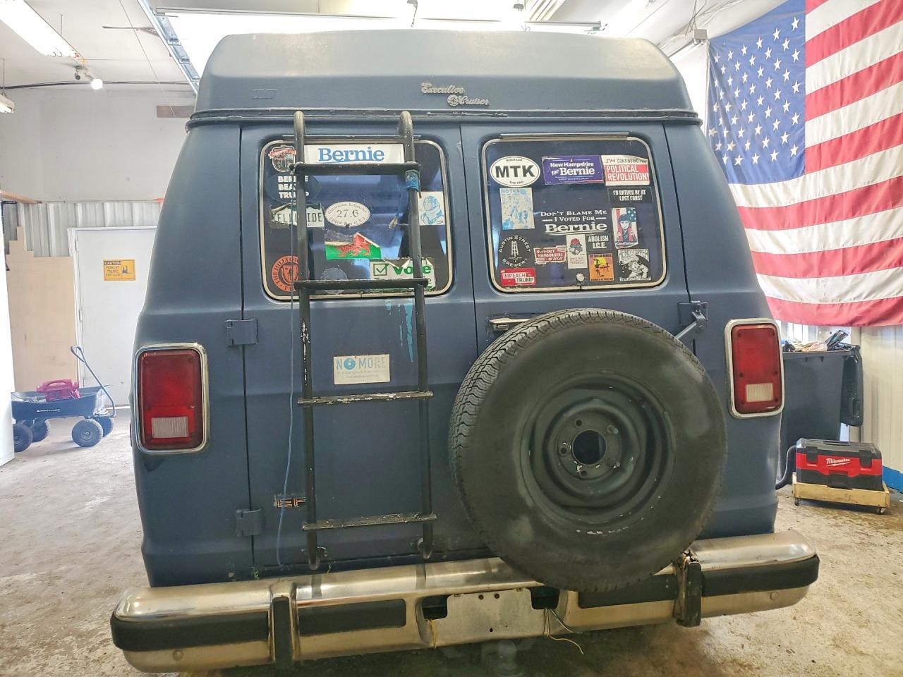 1990 Dodge Ram Blue vin: 2B6HB21Y4LK730515