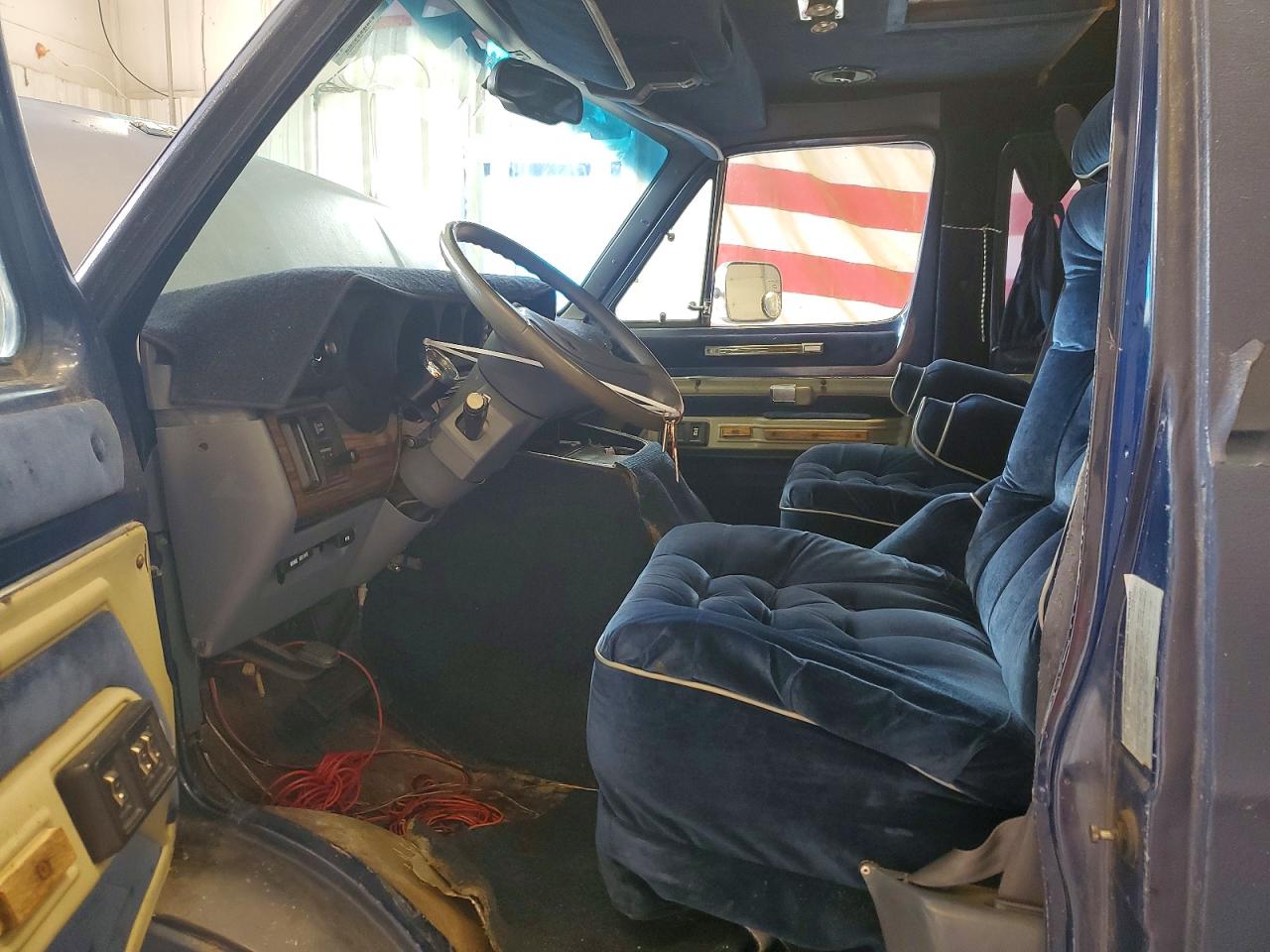 1990 Dodge Ram Blue vin: 2B6HB21Y4LK730515