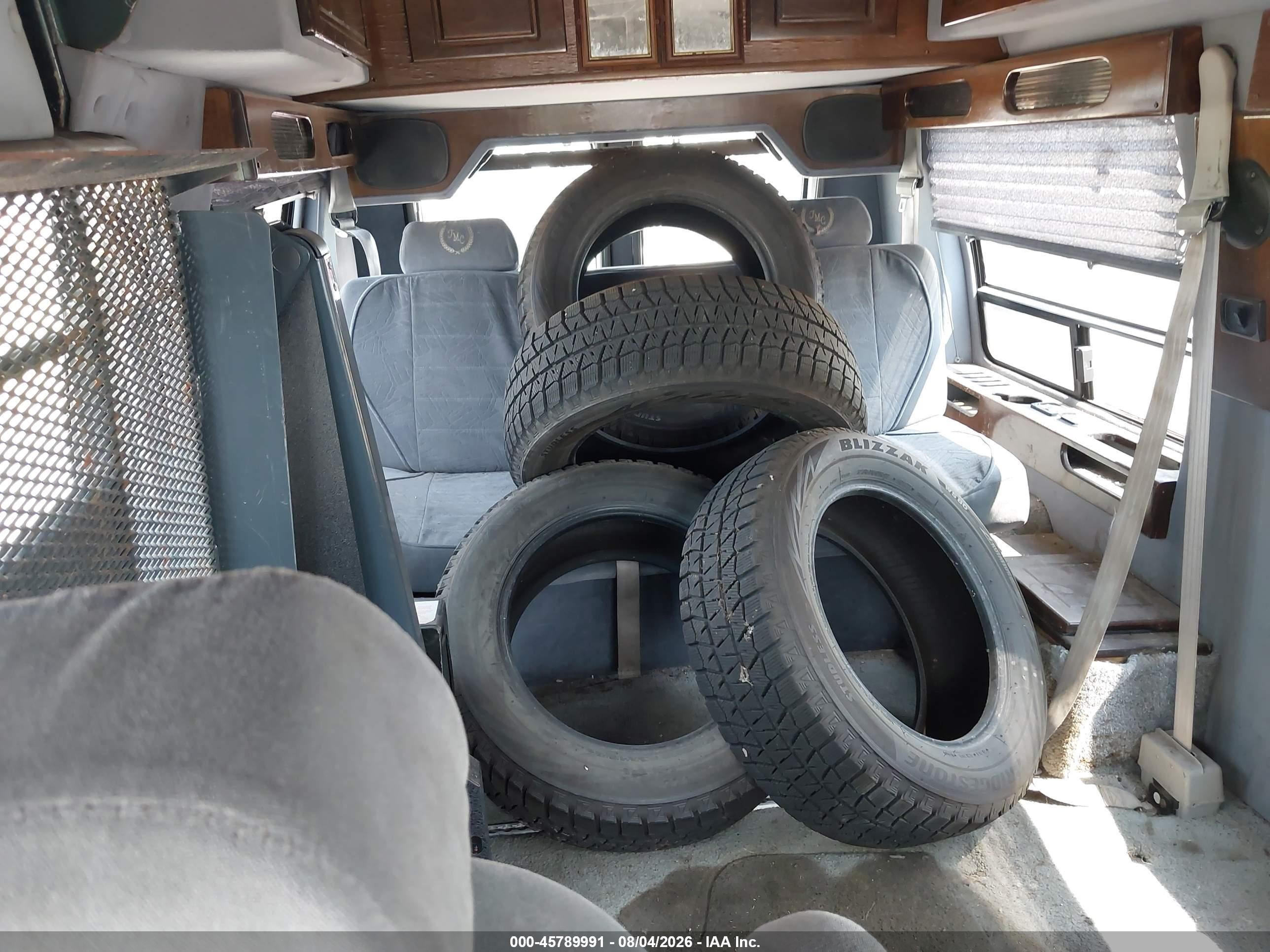 1996 Dodge Ram Van B2500 Green vin: 2B6HB21Y7TK124383