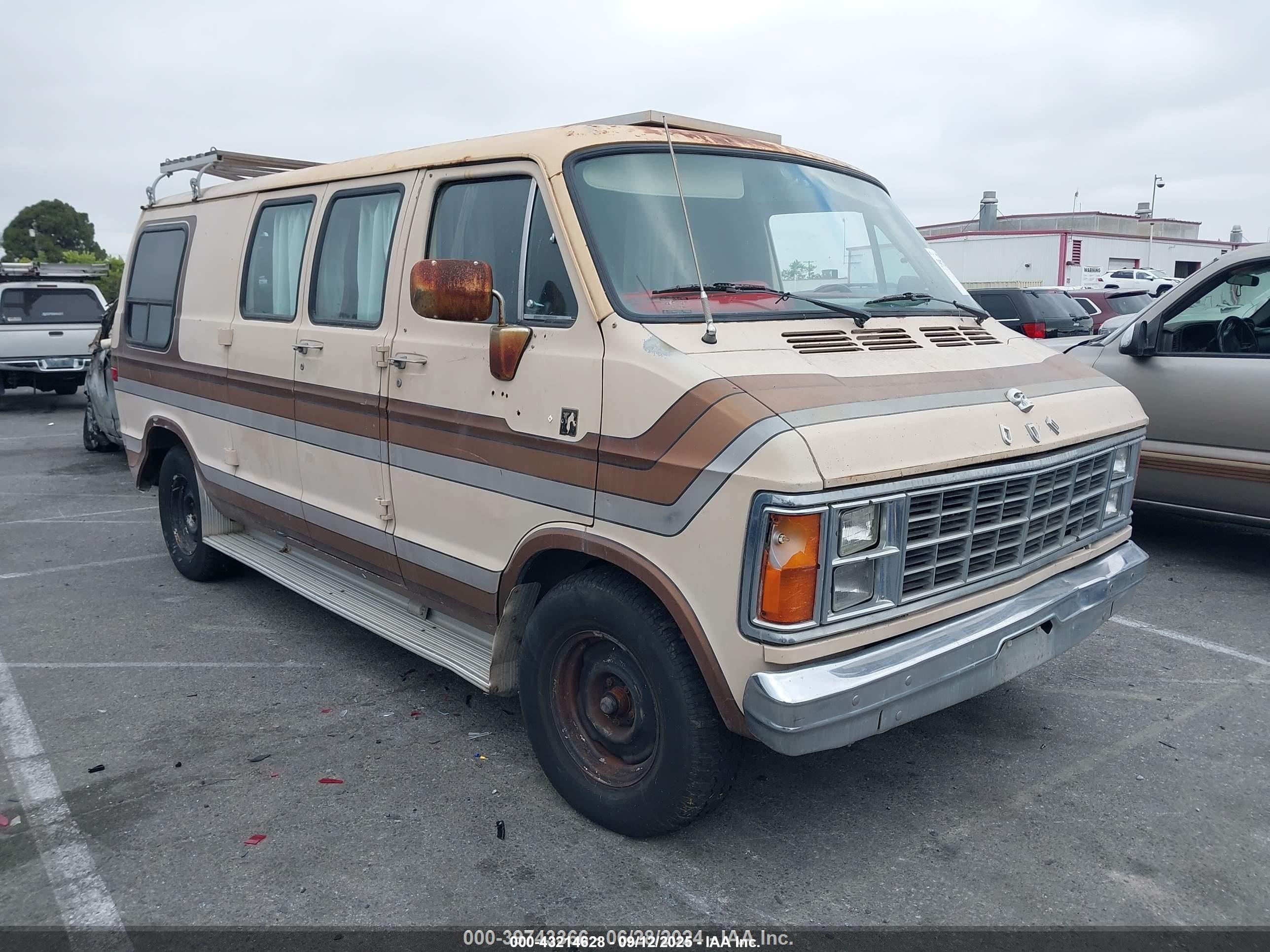 1983 Dodge Ram Van B250 Cream vin: 2B6HB23T8DK370393