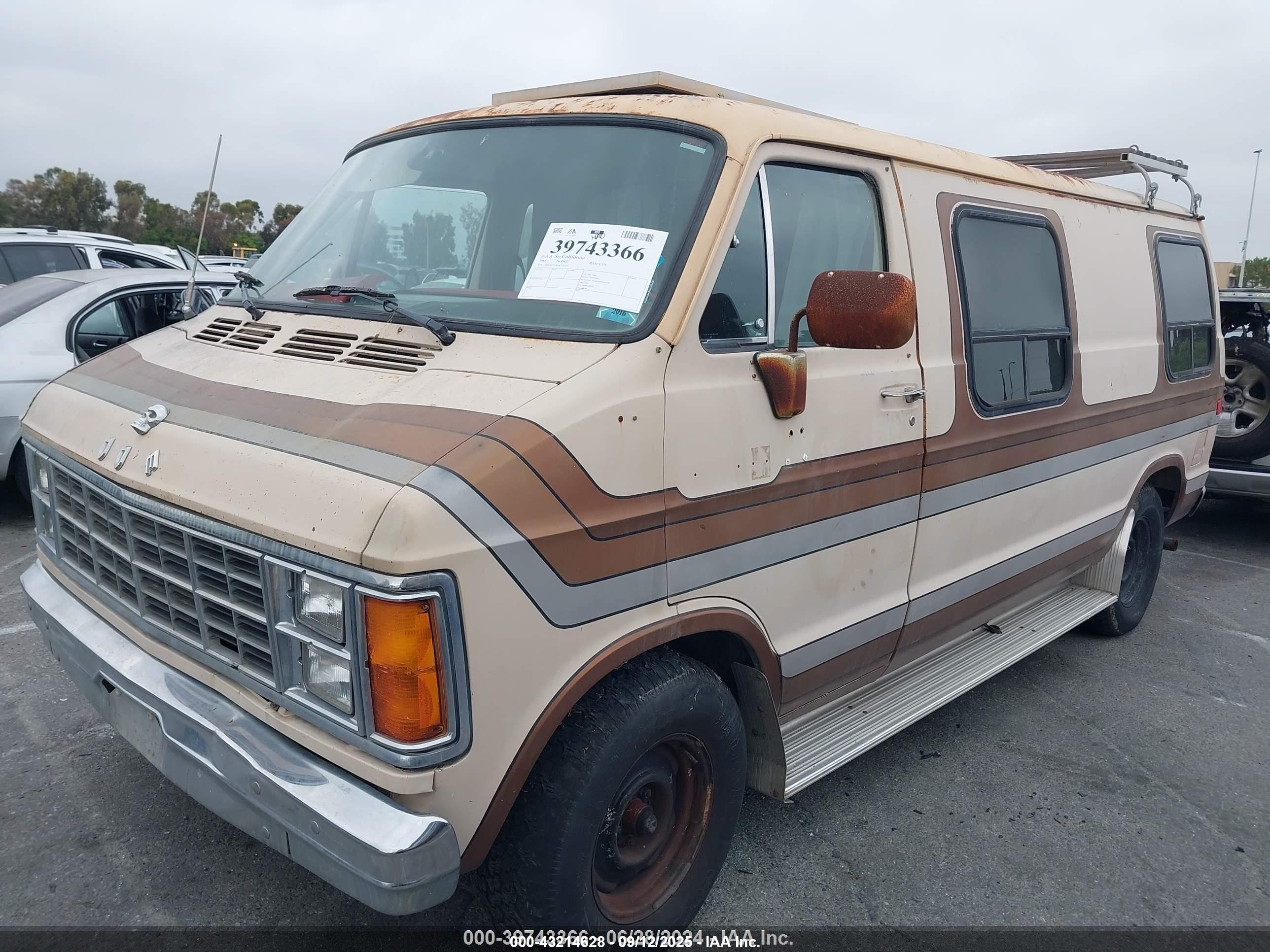 1983 Dodge Ram Van B250 Cream vin: 2B6HB23T8DK370393