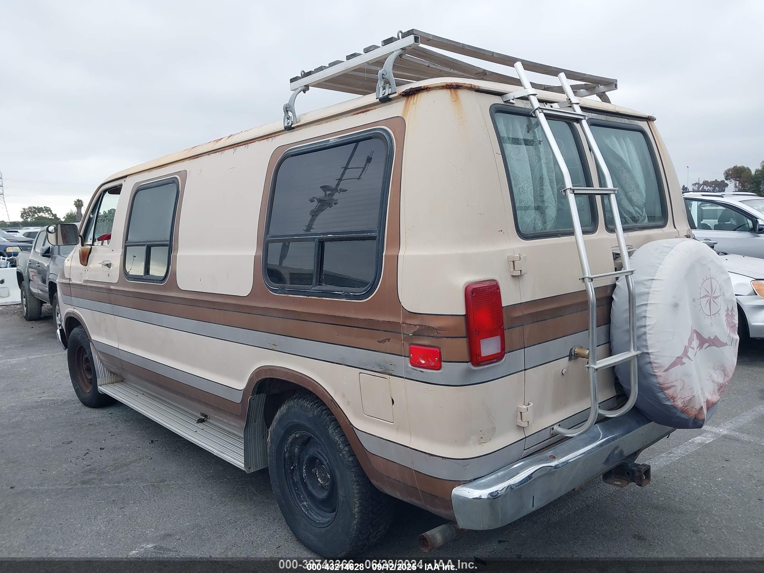 1983 Dodge Ram Van B250 Cream vin: 2B6HB23T8DK370393