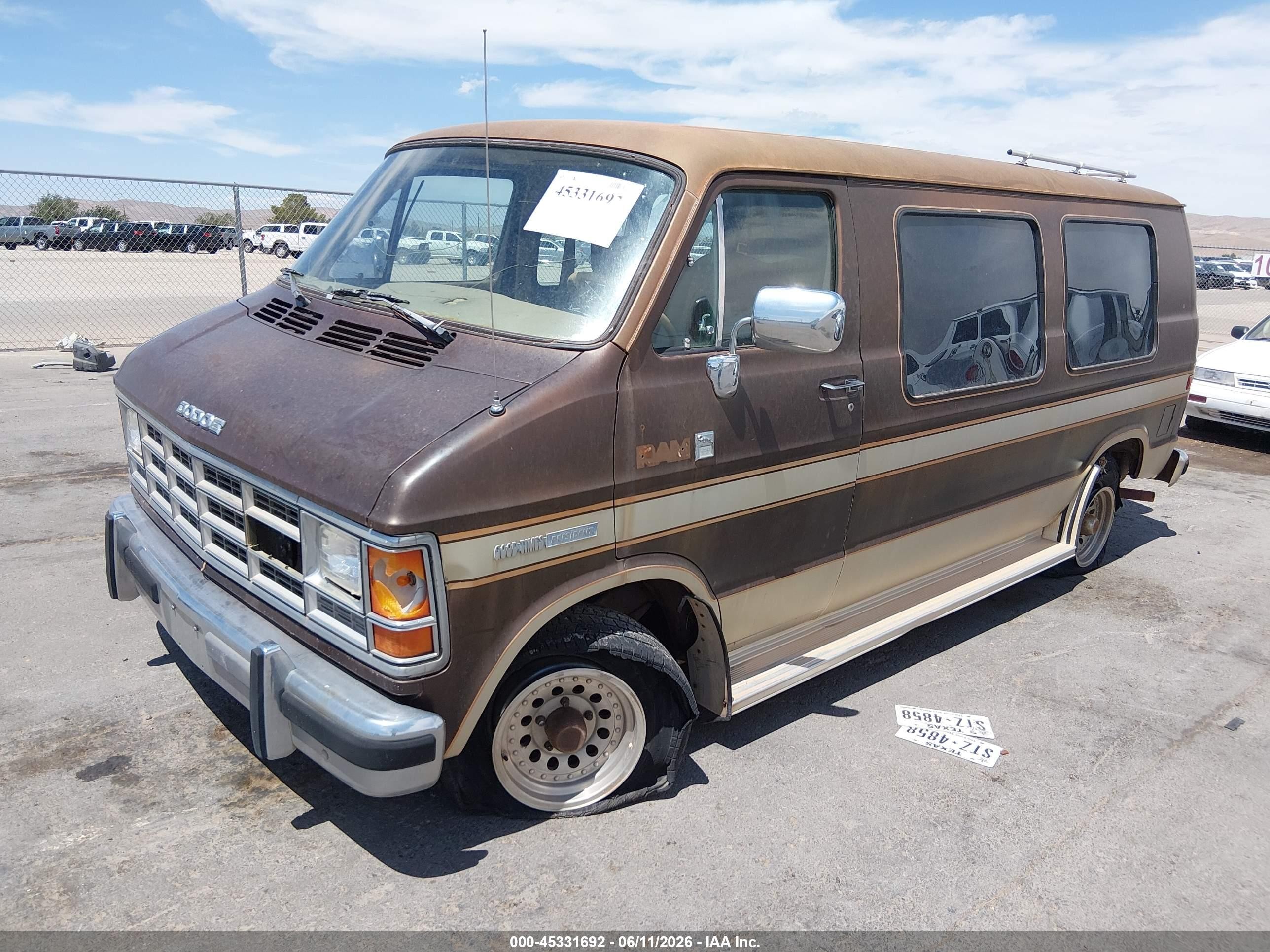 1986 Dodge Ram Van B250 Brown vin: 2B6HB23T8GK561803