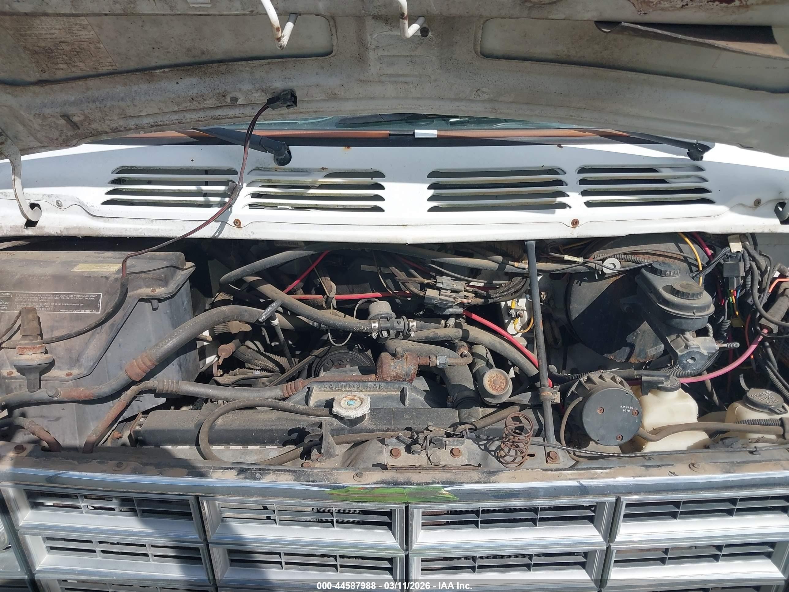 1989 Dodge Ram Van B350 White vin: 2B6JB31Z6KK404729