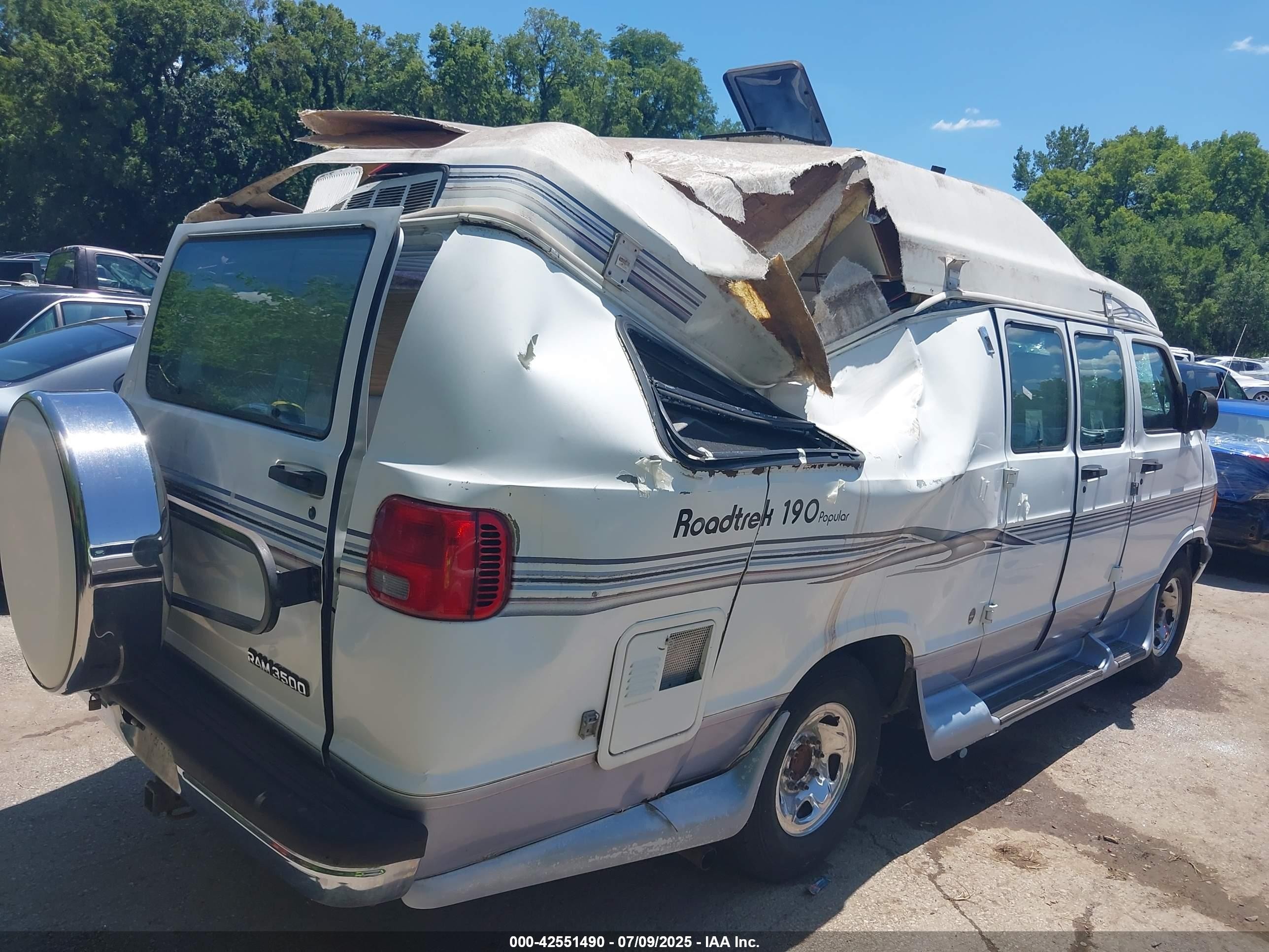 1999 Dodge Ram Van 3500 Commercial/conversion White vin: 2B6KB31Y0XK535769