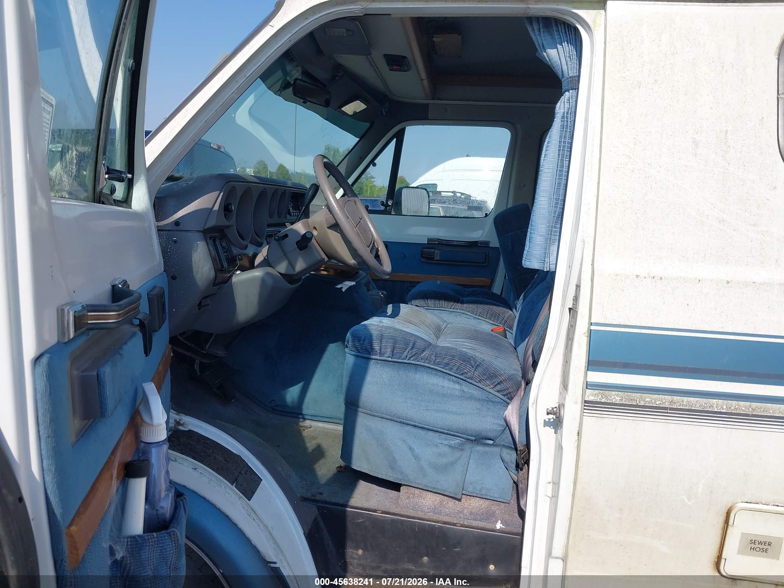 1995 Dodge Ram Van B3500 White vin: 2B6KB31Y7SK522056
