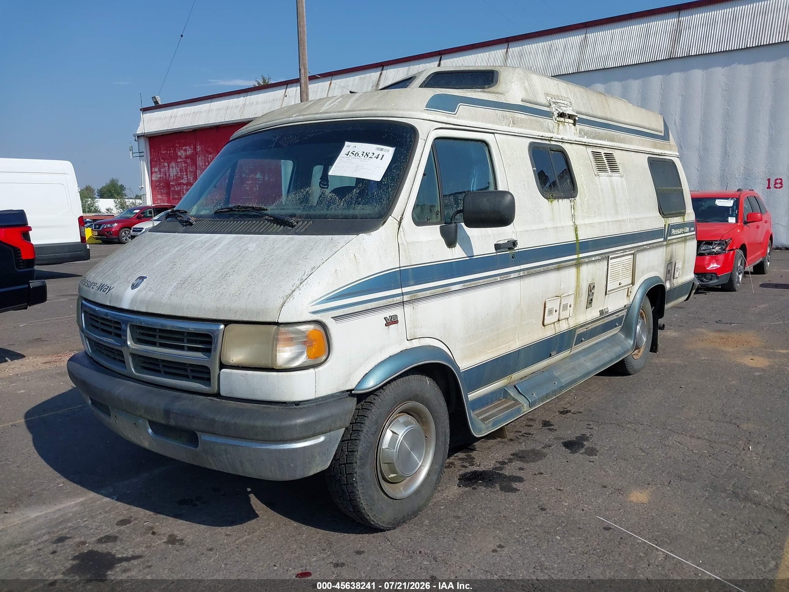 1995 Dodge Ram Van B3500 White vin: 2B6KB31Y7SK522056