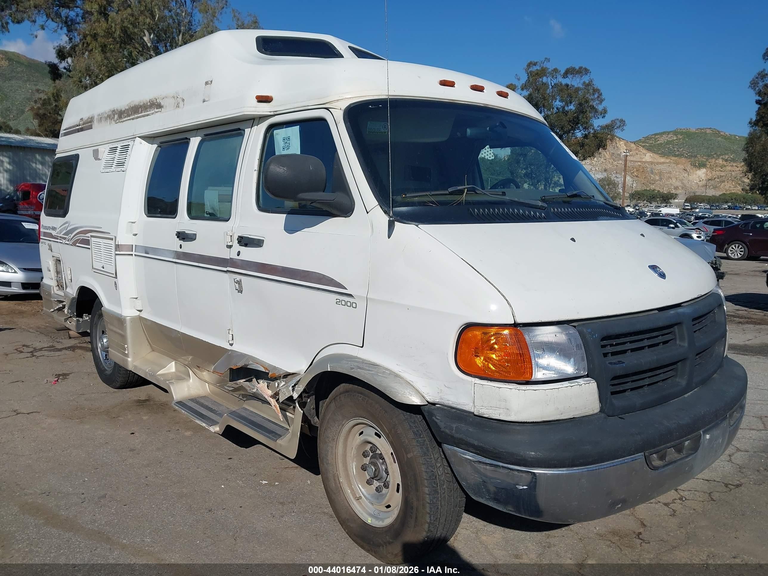 2000 Dodge Ram Van 3500 Conversion White vin: 2B6LB31Z4YK123272