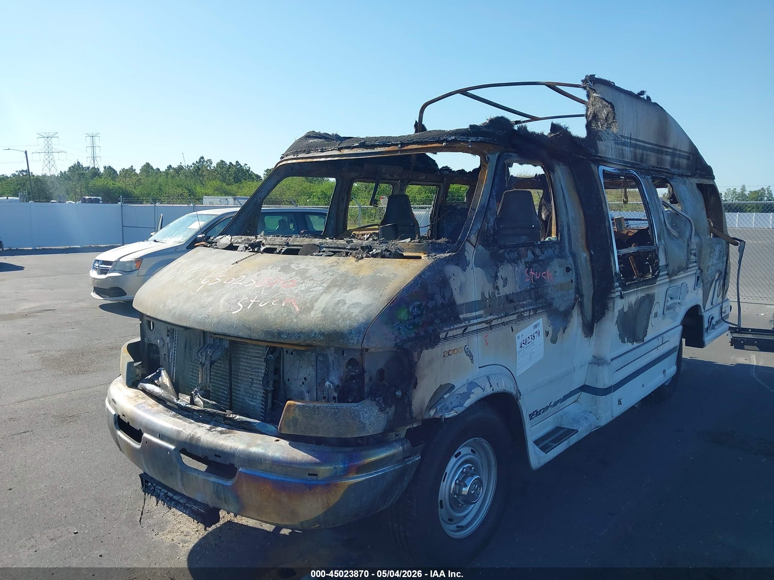 1999 Dodge Ram Van 3500 Commercial/conversion White vin: 2B6LB31Z9XK553619