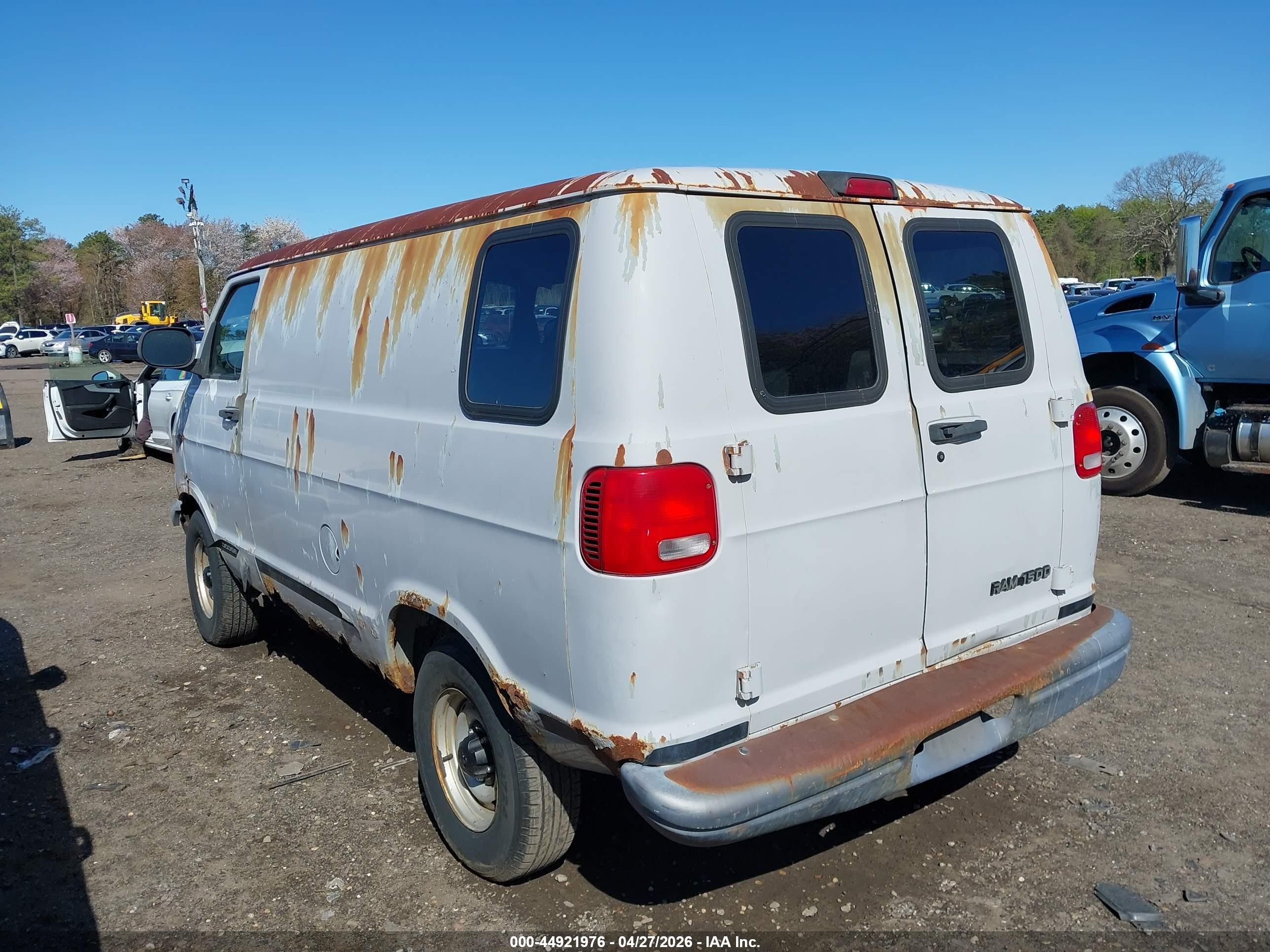2001 Dodge Ram Van 1500 Conversion Серый vin: 2B7HB11X21K538827