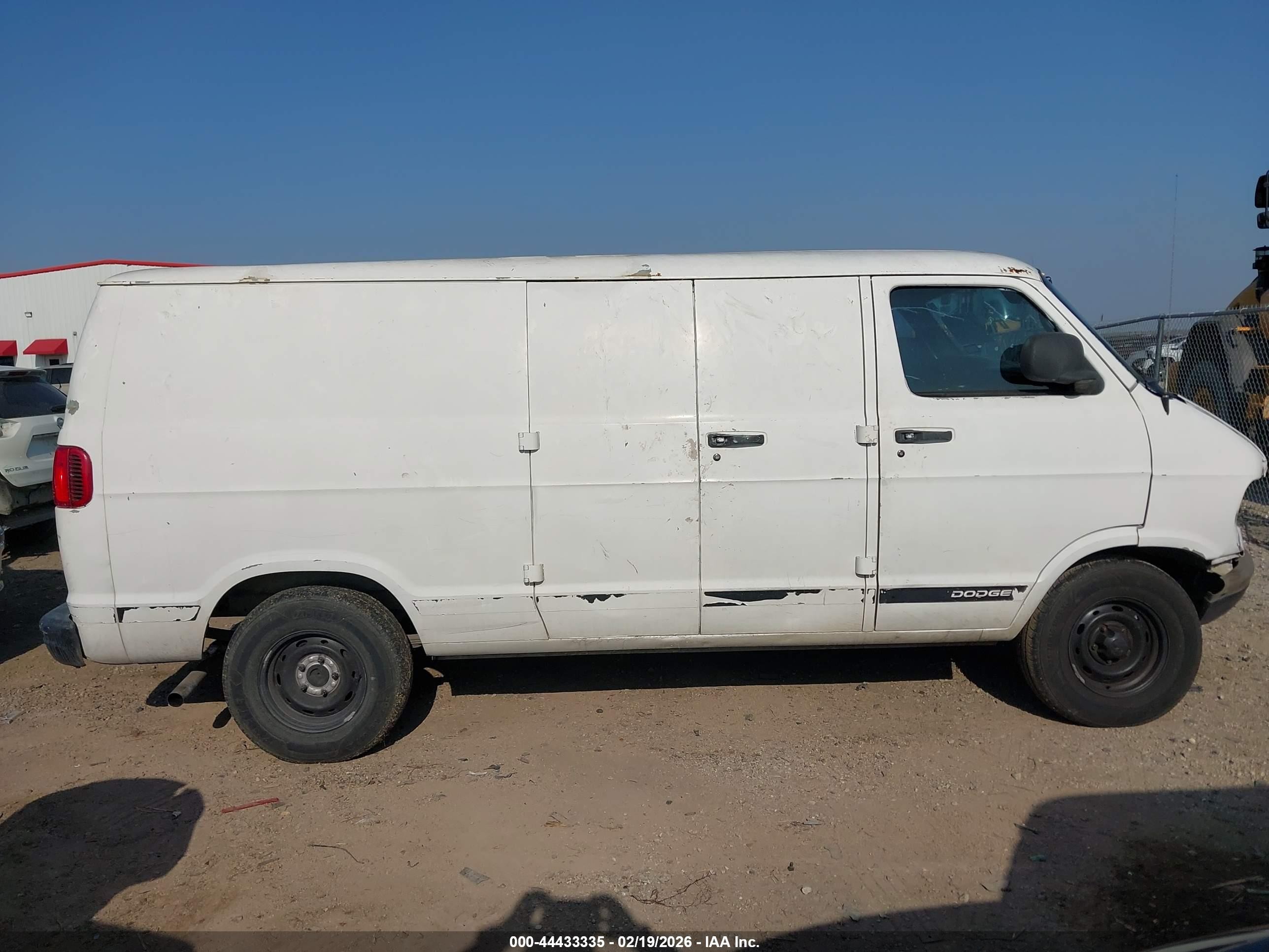 2001 Dodge Ram Van 1500 Conversion Белый vin: 2B7HB11X71K543876