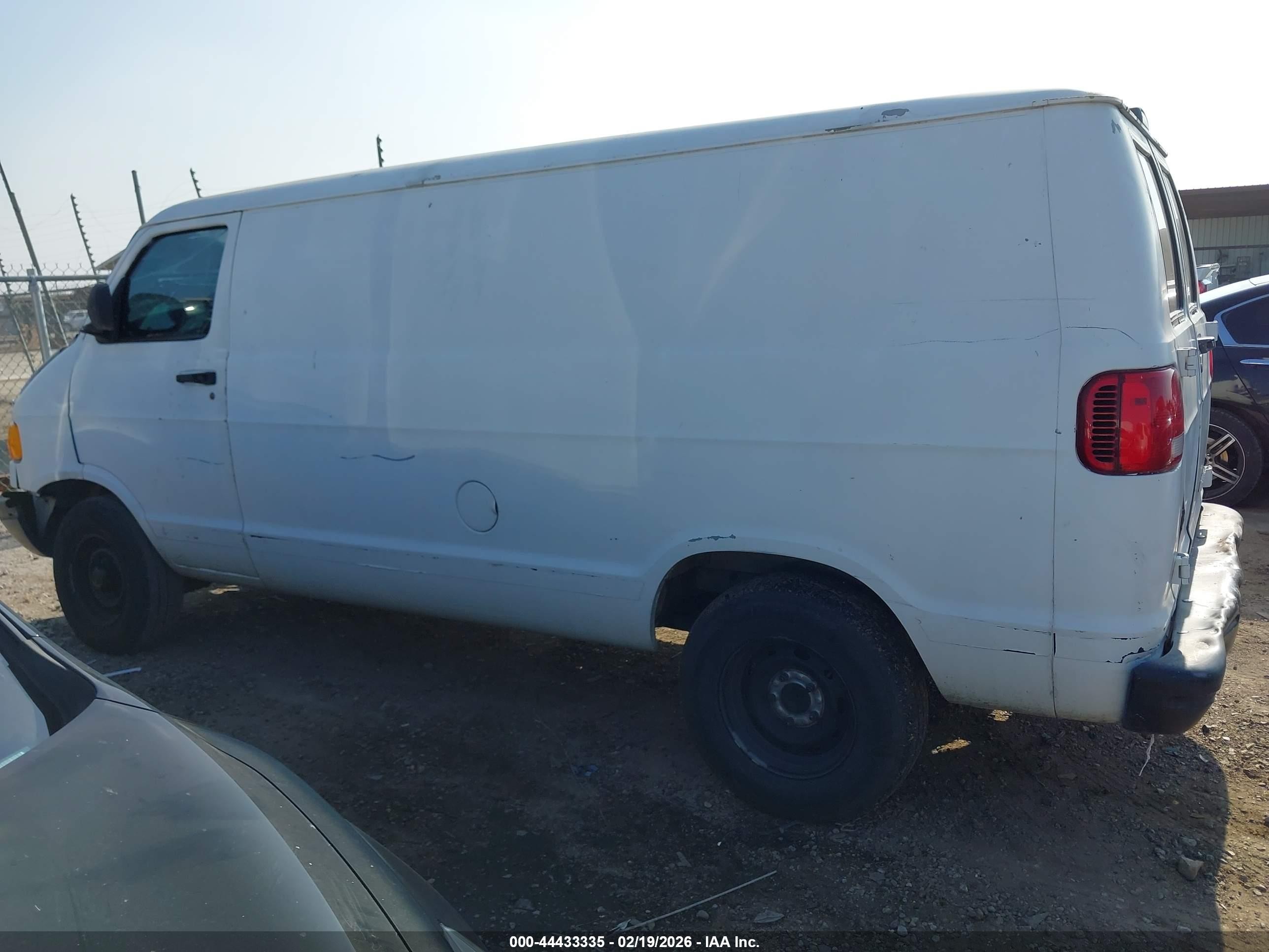 2001 Dodge Ram Van 1500 Conversion Белый vin: 2B7HB11X71K543876